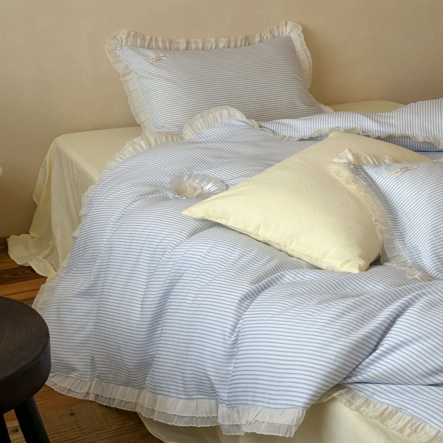 Mabel Lace Double Gauze Striped Bedding Set / Blue - Ever Lasting