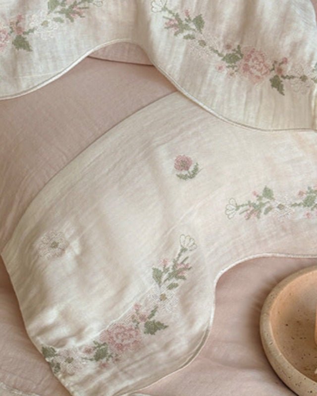 Maeve Floral Double Gauze Bedding Bundle - Ever Lasting