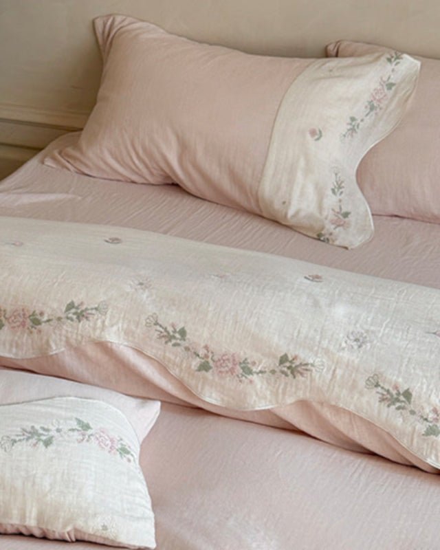 Maeve Floral Double Gauze Bedding Bundle - Ever Lasting