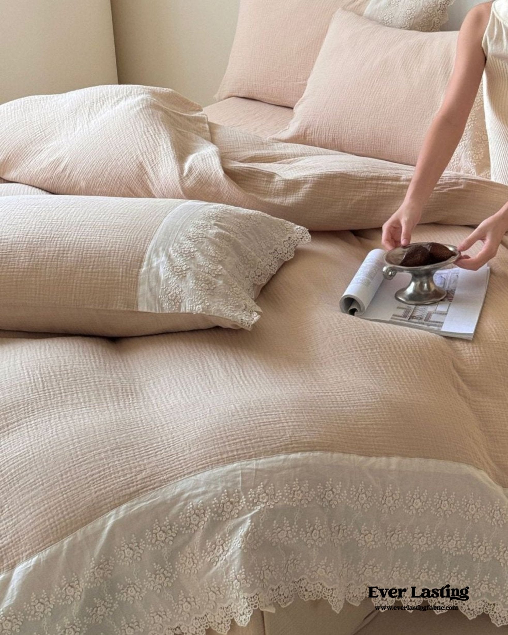 Margaux Lace Double Gauze Bedding Set / Pastel Pink - Ever Lasting