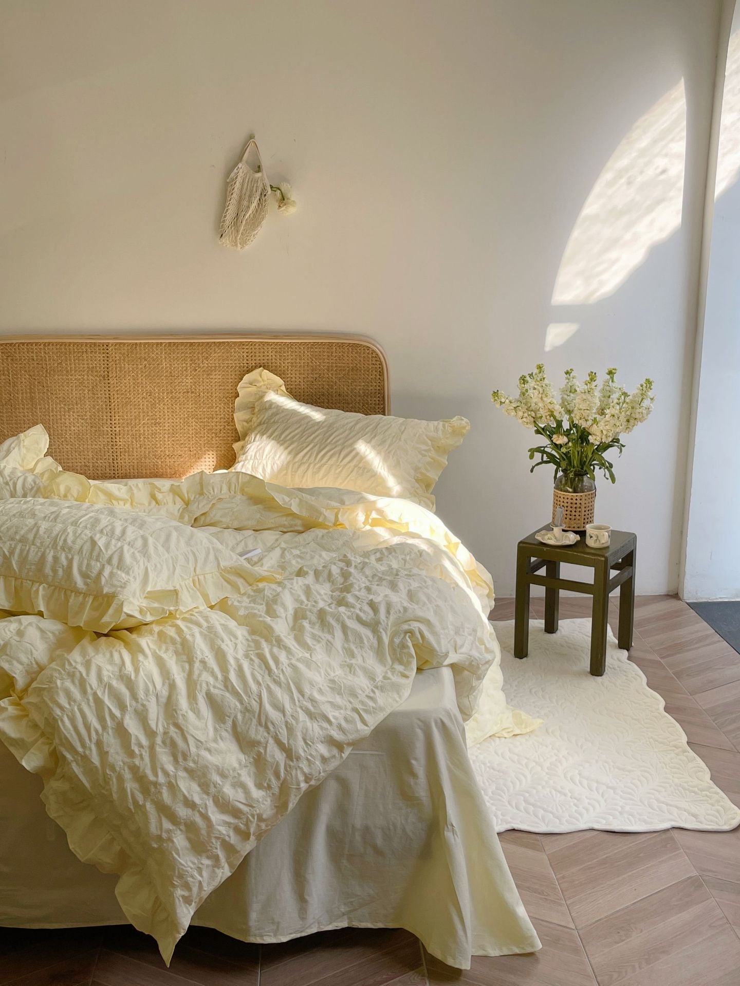 - Ever Lasting - Marshmallow Puff Ruffle Bedding Set / Yellow - Bedding Set - Ever Lasting