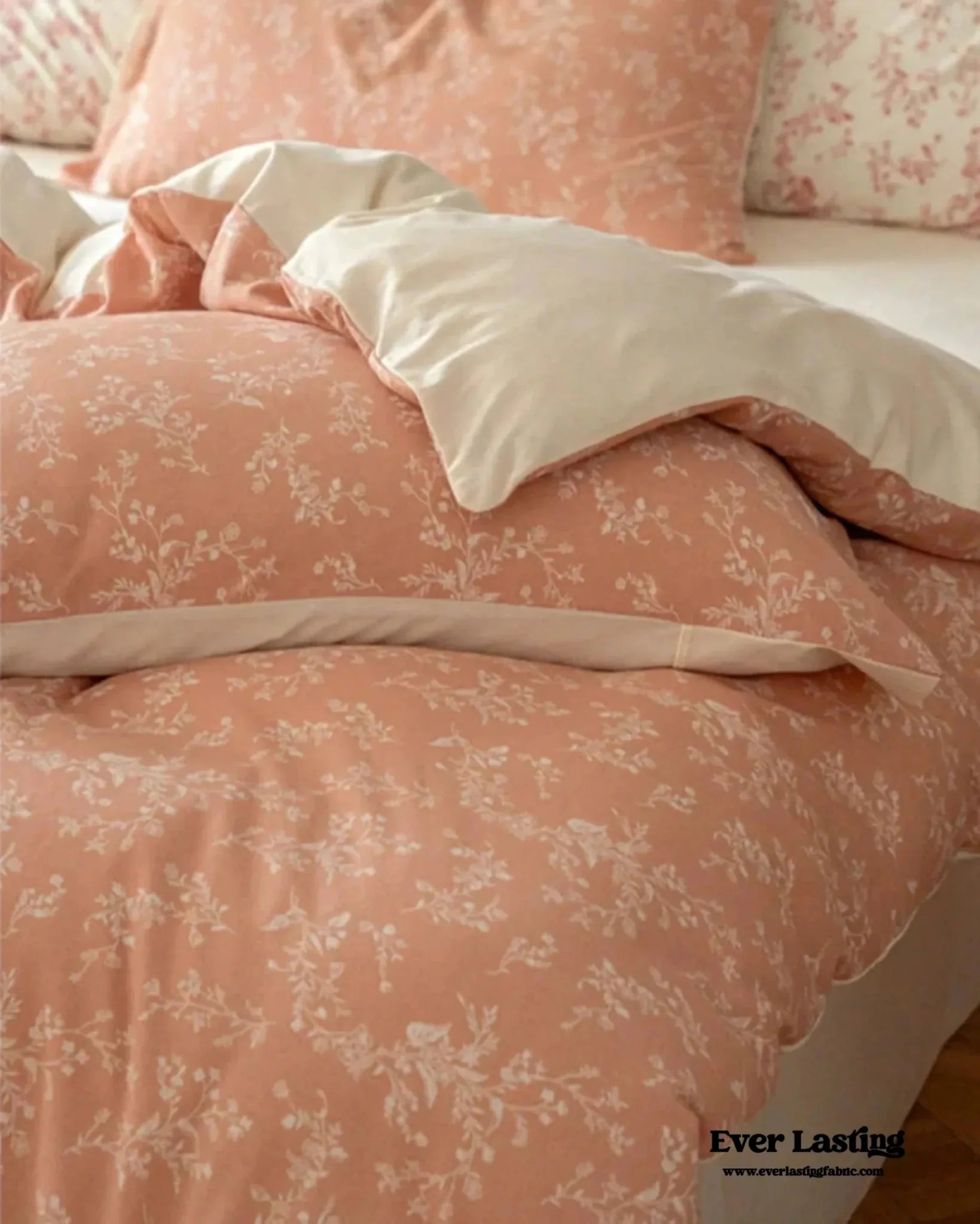 Mathilde Flower Field Jersey Knit Bedding Set / Pink - Ever Lasting