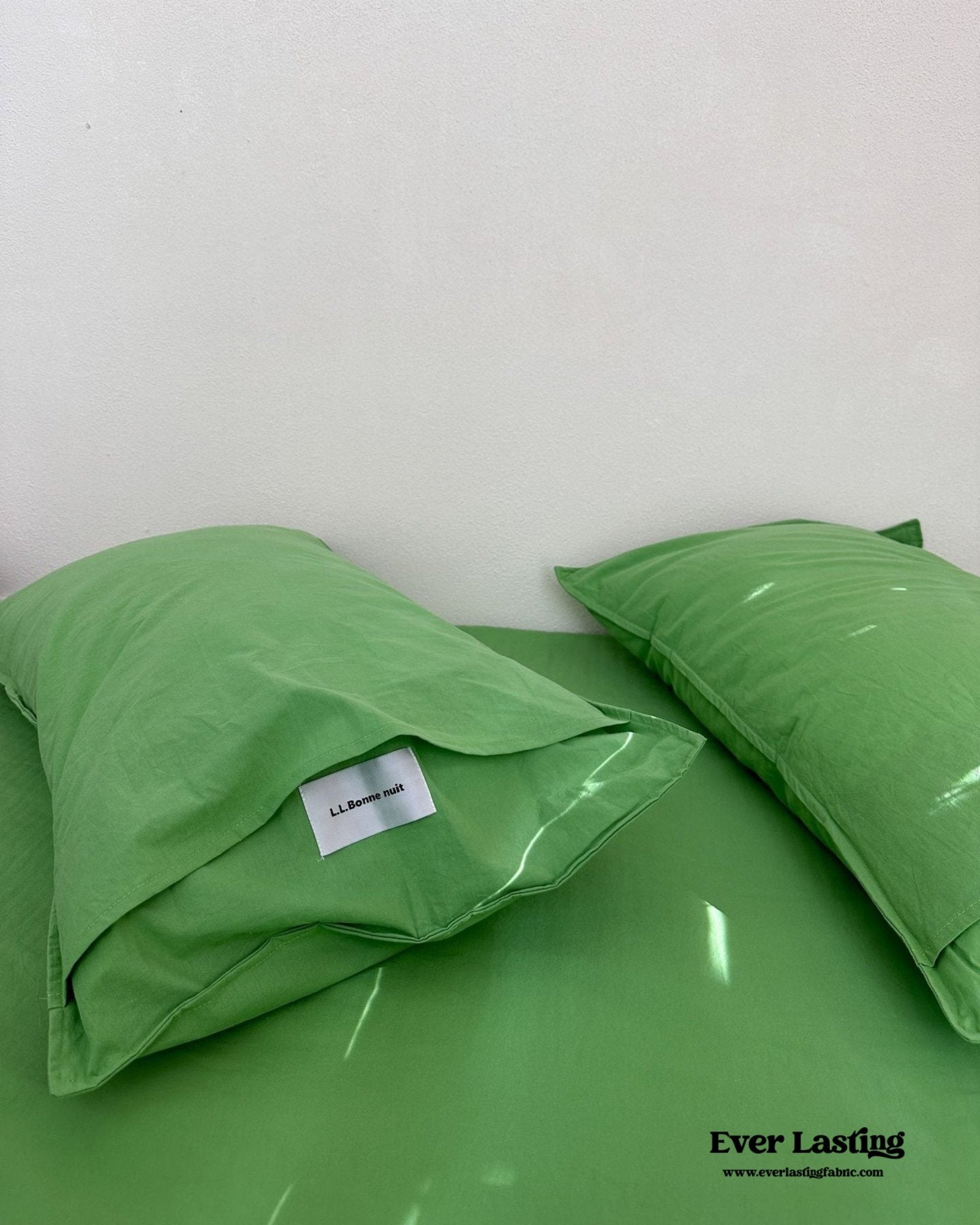 Maximalist Green Solid Color Cotton Bedding Bundle - Ever Lasting