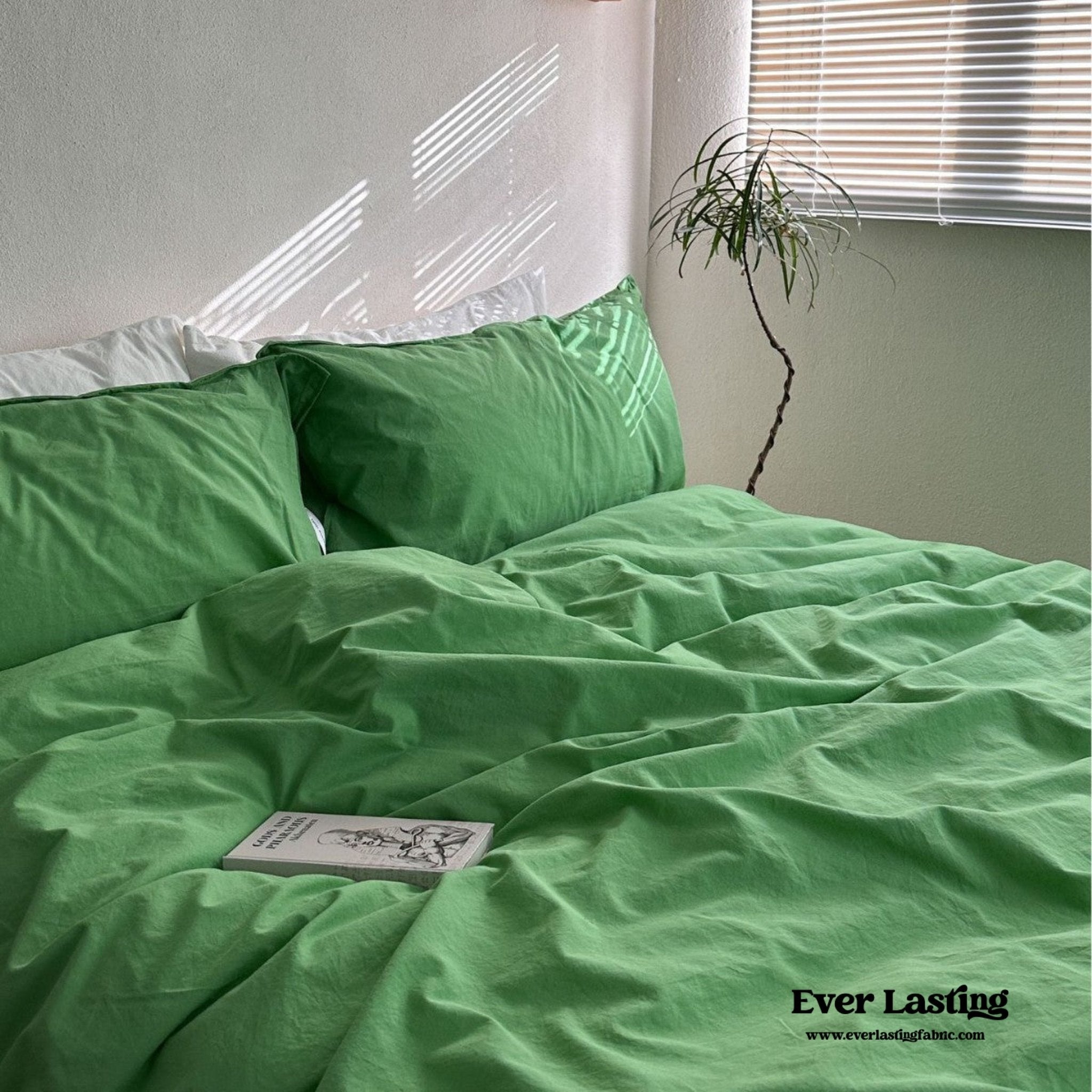 Maximalist Green Solid Color Cotton Bedding Bundle - Ever Lasting