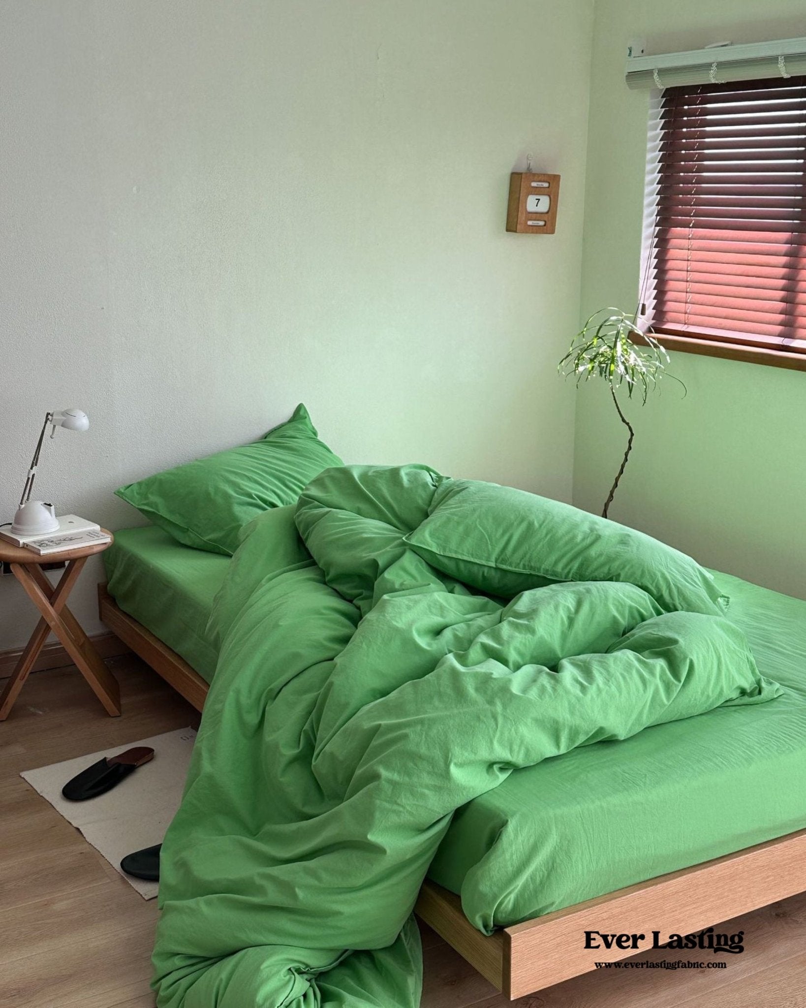 Maximalist Green Solid Color Cotton Bedding Set - Ever Lasting