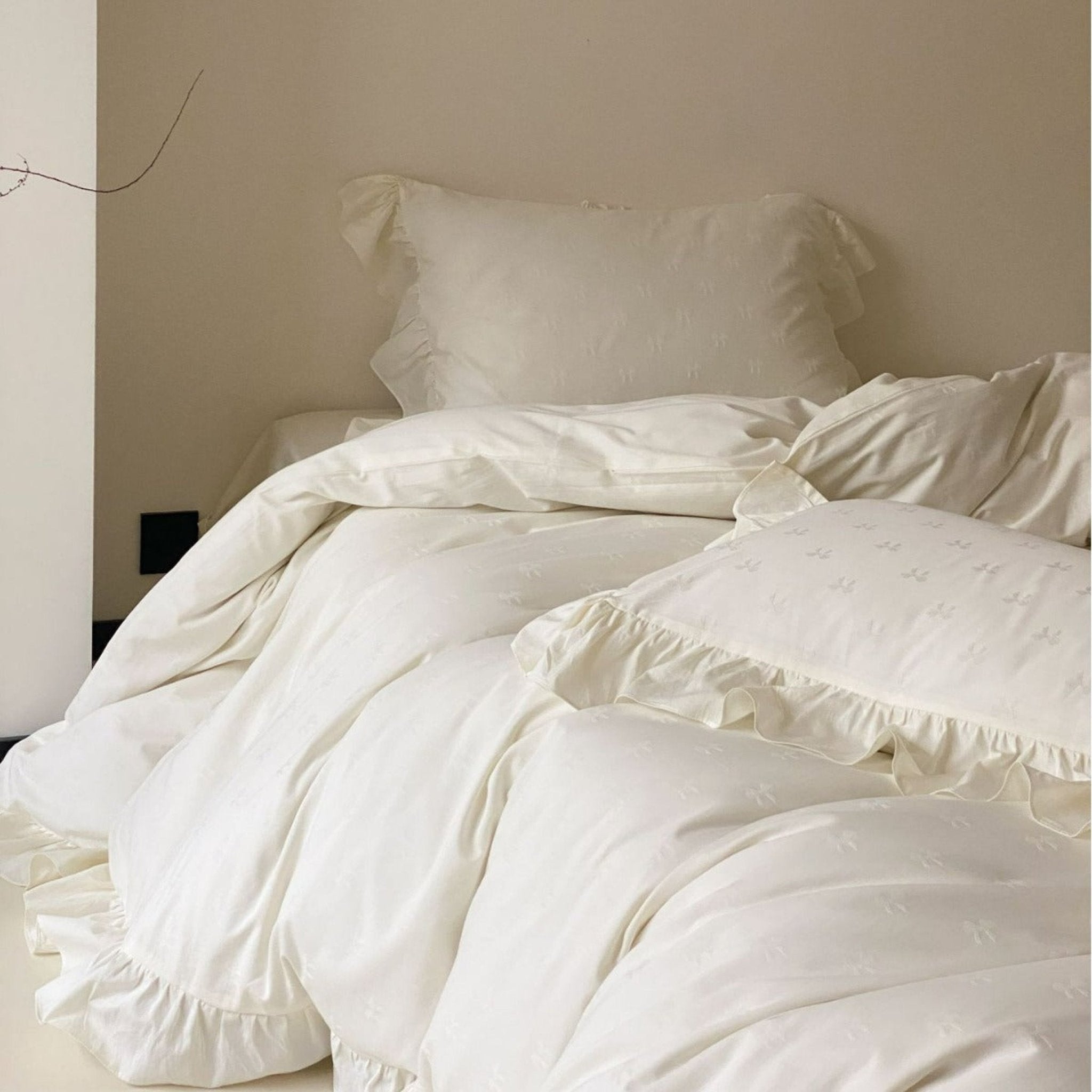 Milena Ribbon Bow Ruffle Bedding Bundle - Ever Lasting