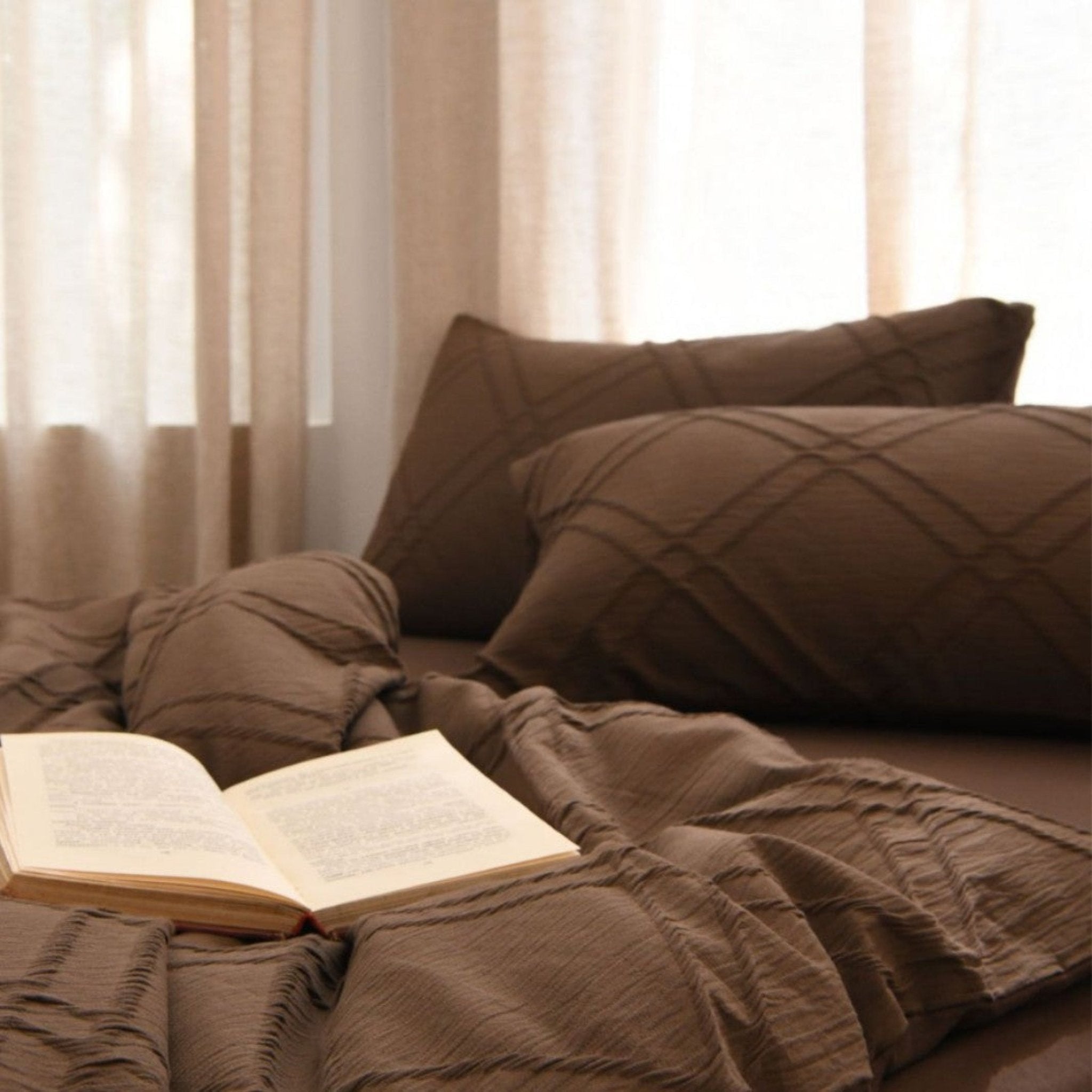 Millard Geometric Jacquard Bedding Bundle - Ever Lasting