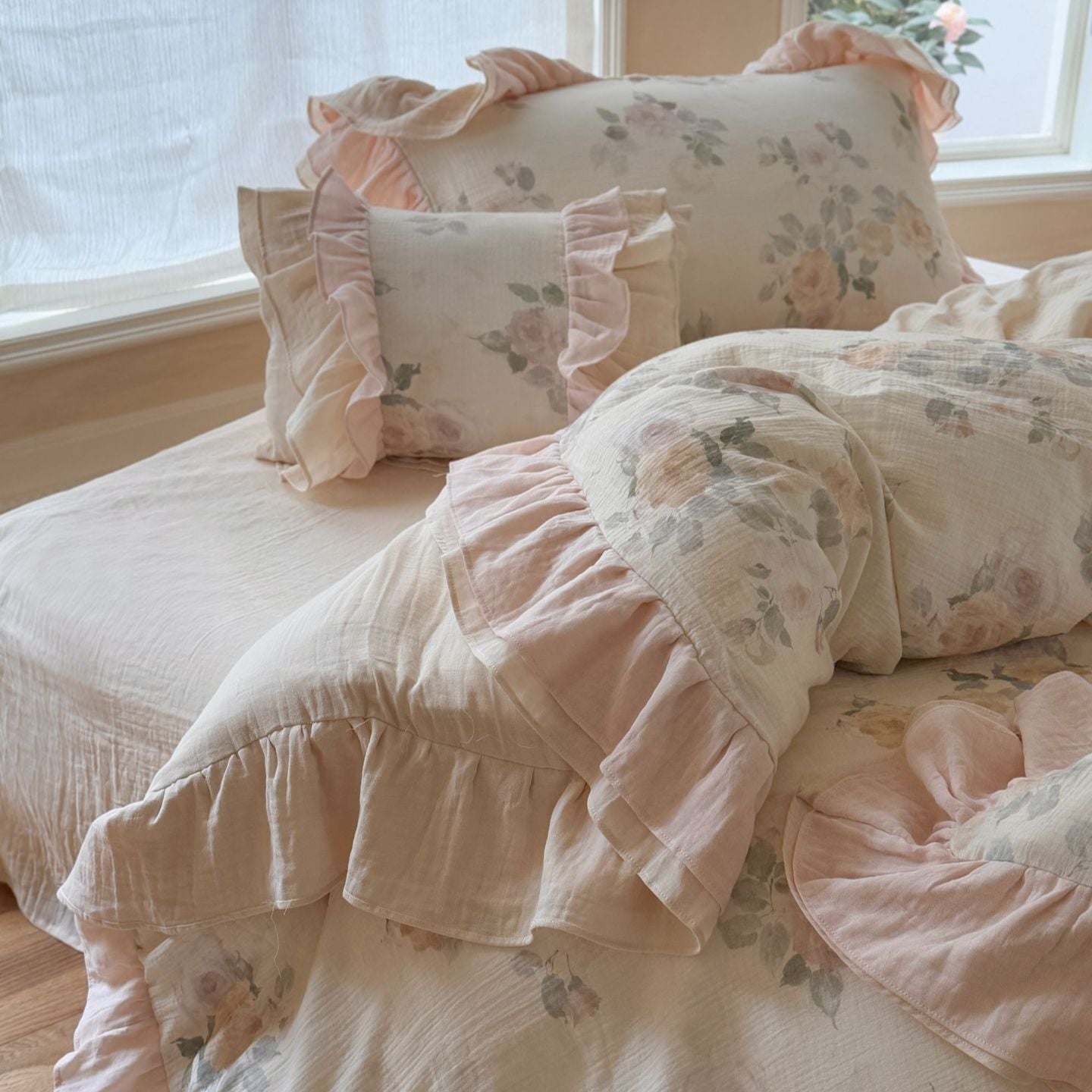 Millie Lace Ruffle Floral Bedding Set / Beige - Ever Lasting