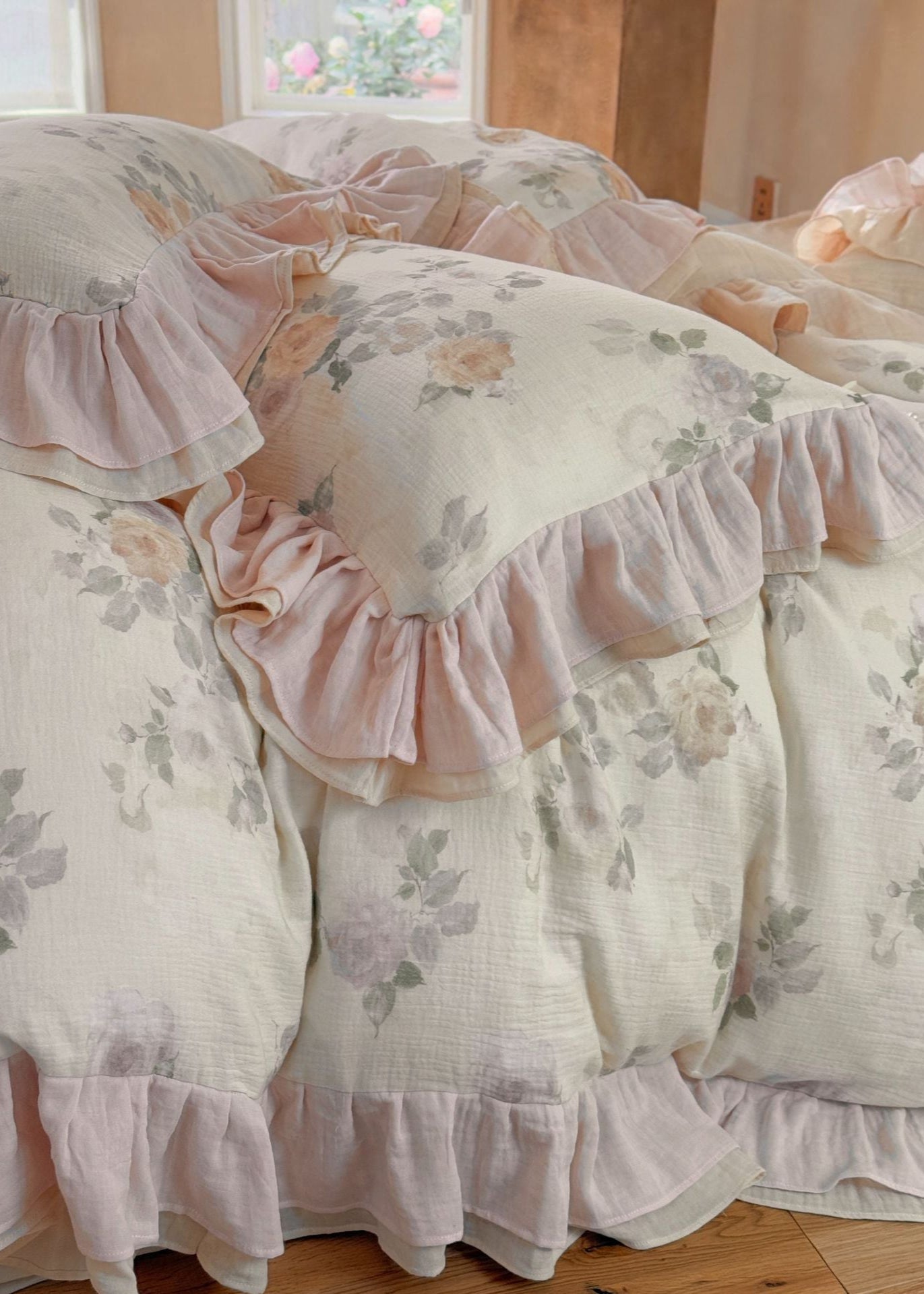 Millie Lace Ruffle Floral Bedding Set / Beige - Ever Lasting