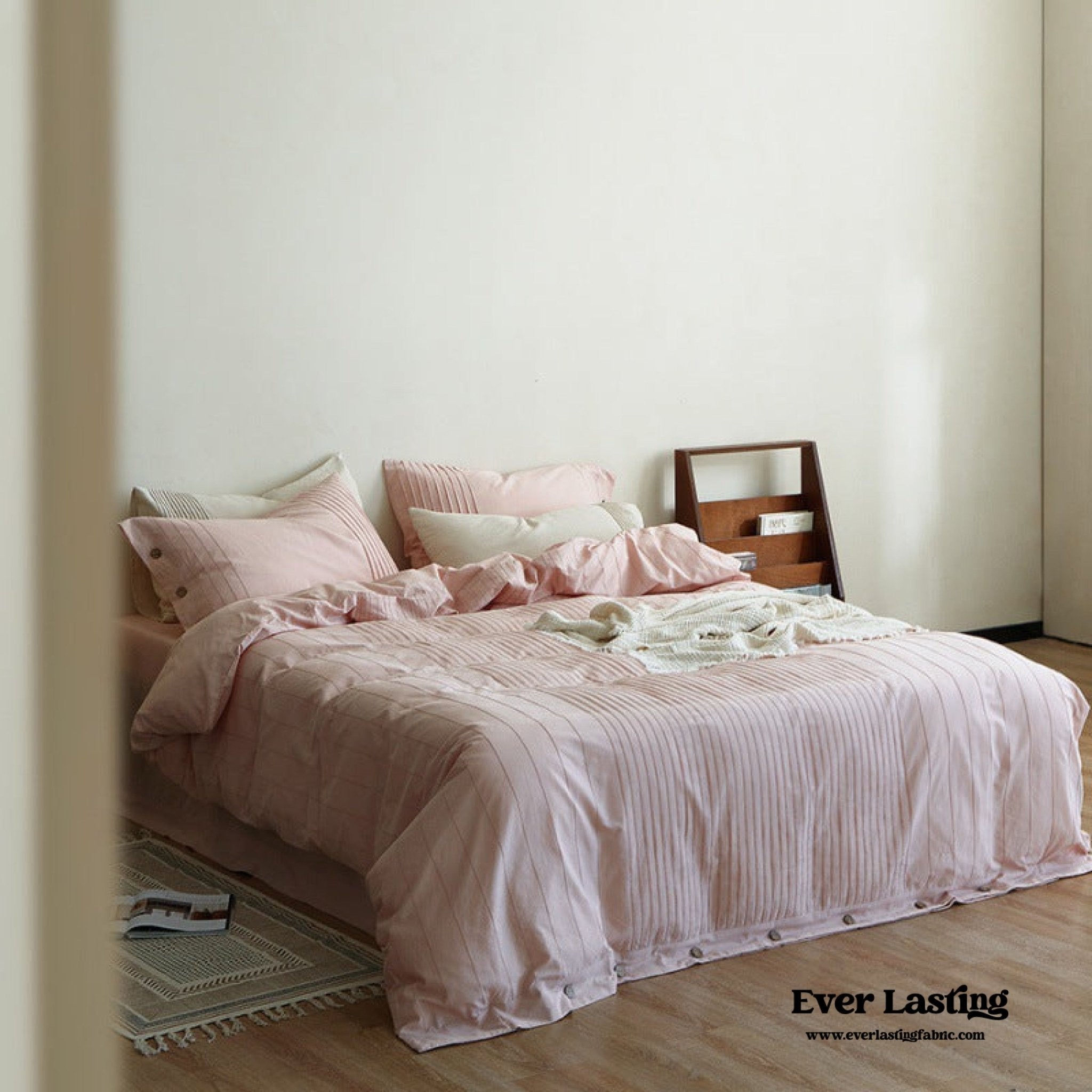 Milo Minimalist Solid Button Bedding Set / Brown - Ever Lasting