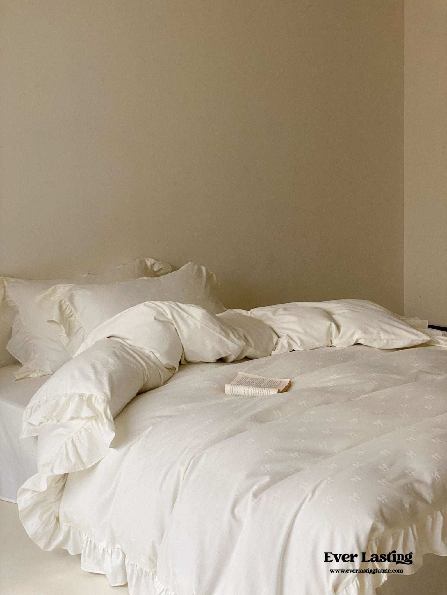 Mimi Ribbon Ruffle White Bedding Bundle - Ever Lasting