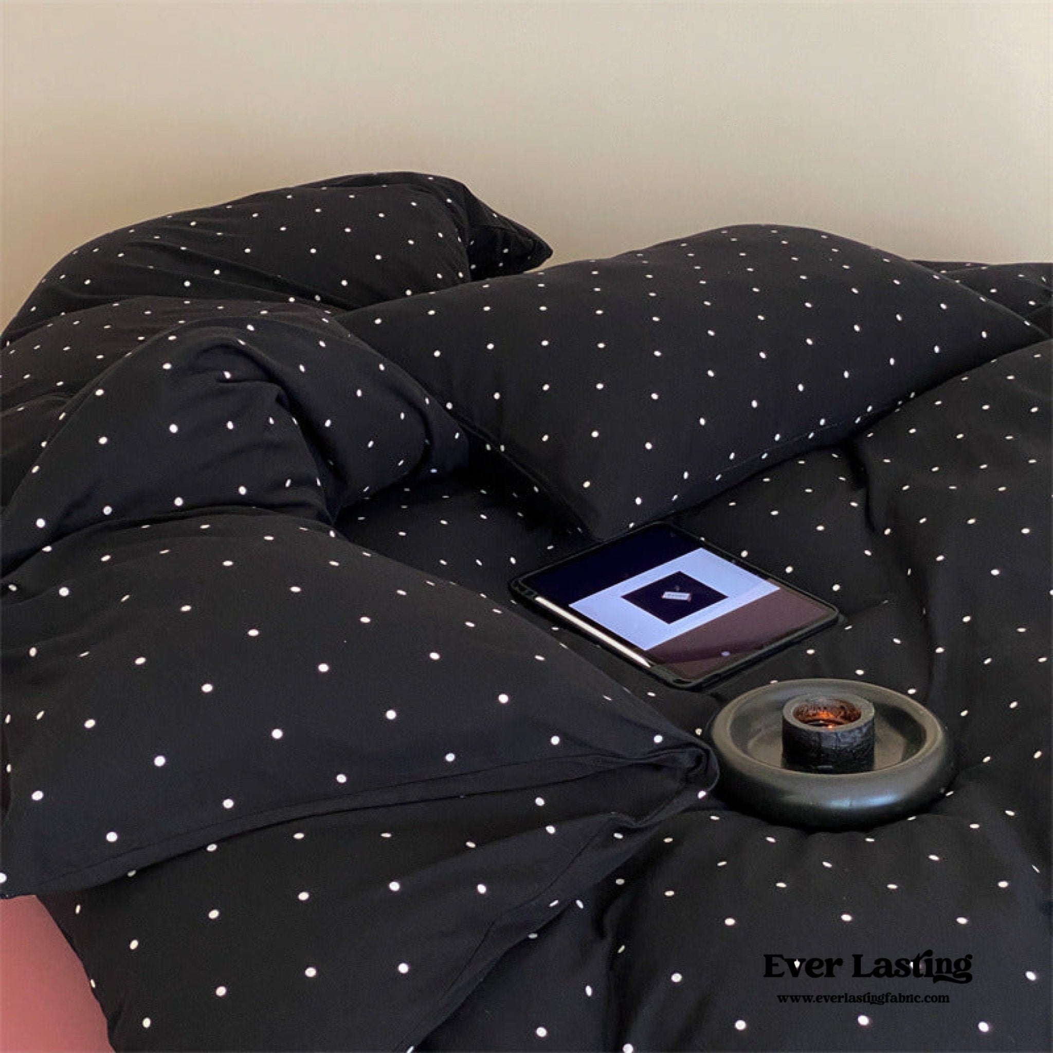 Mini Polka Dot Jersey Knit Bedding Set / Black + Pink - Ever Lasting