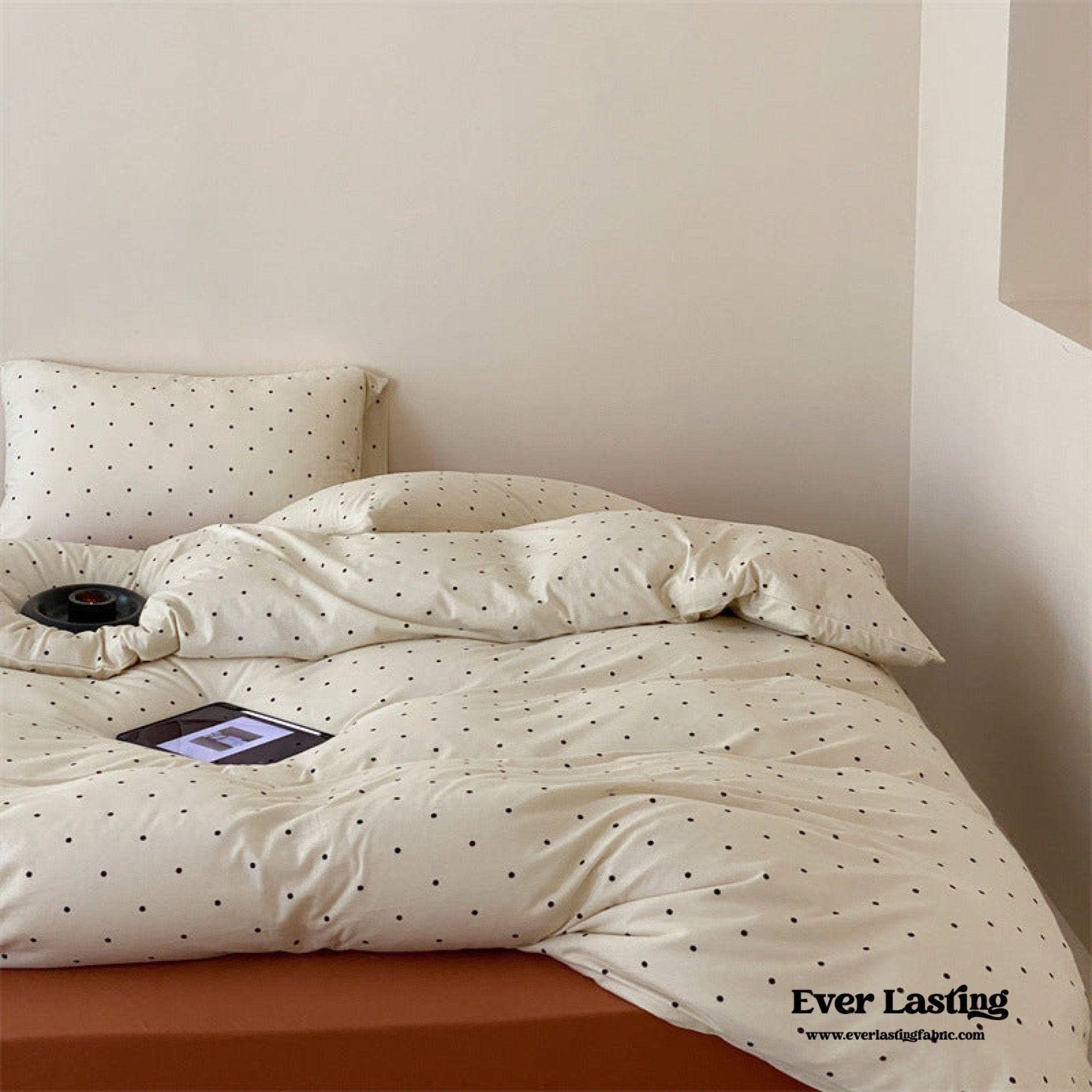 Mini Polka Dot Jersey Knit Bedding Set / White - Ever Lasting