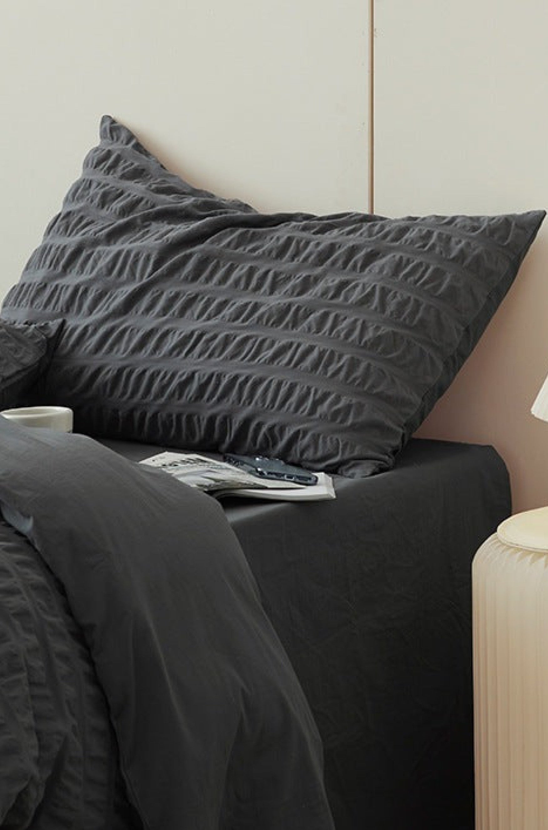 - Ever Lasting - Minimal Bubble Textured Bedding Set / Beige - Bedding Set - Ever Lasting