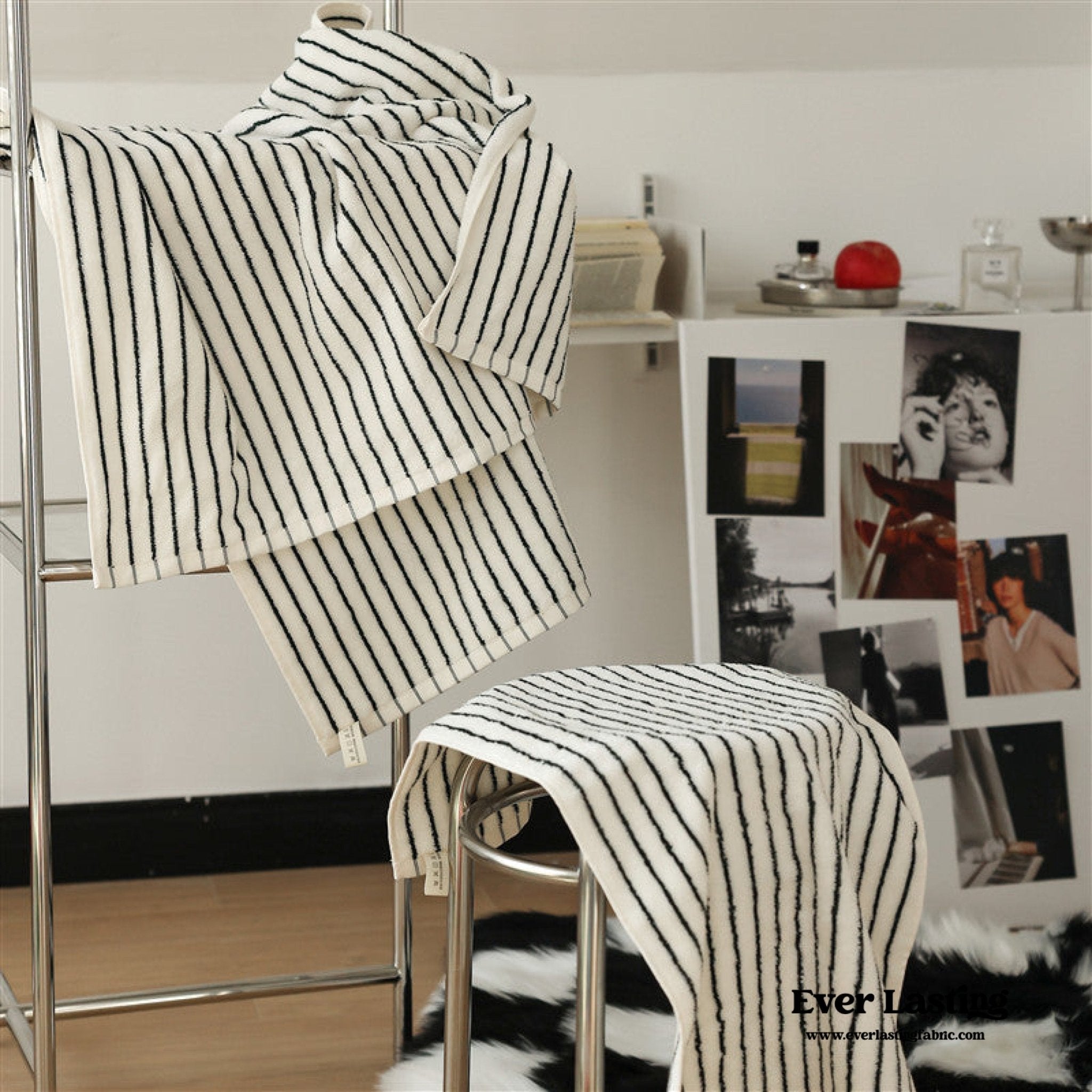 - Ever Lasting - Minimal Stripe Towel - Towel - Ever Lasting