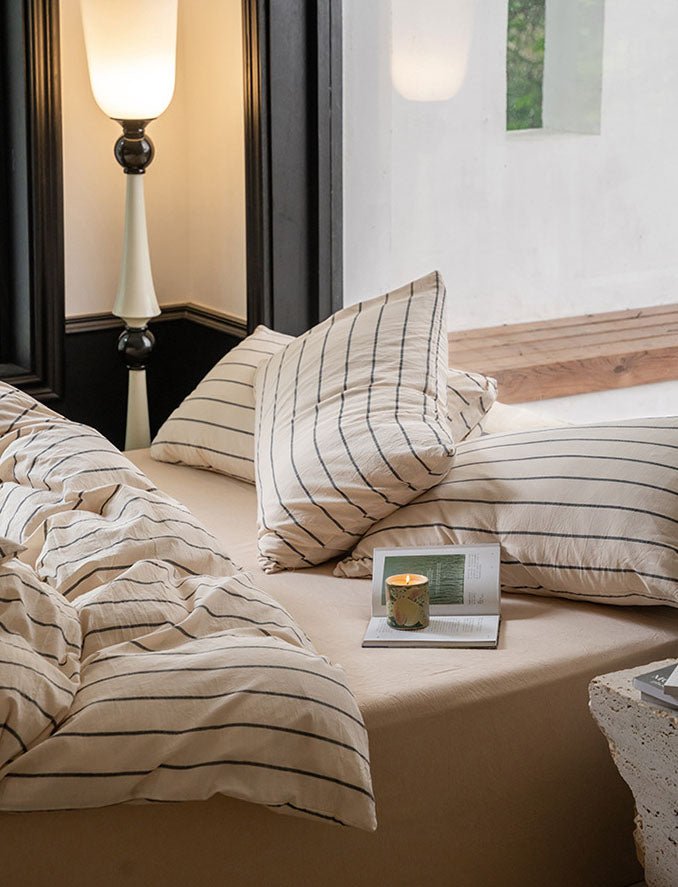 - Ever Lasting - Minimalist Vertical Stripe Bow Ties Bedding Set / Gray - Bedding Set - Ever Lasting