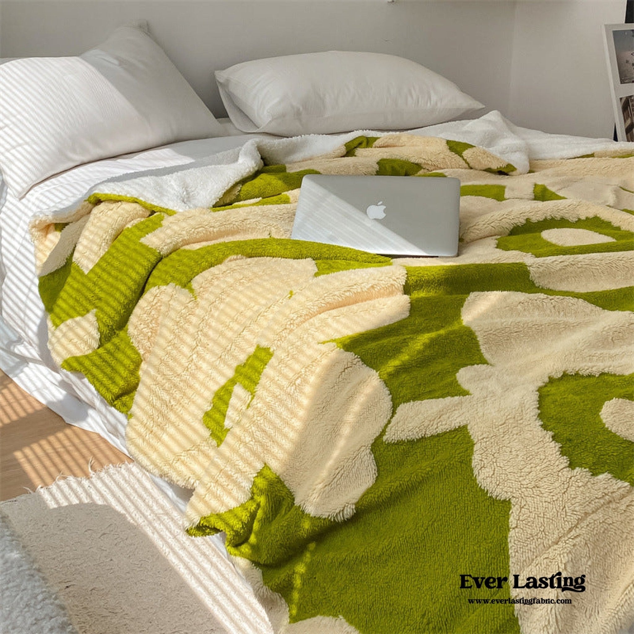 Mixed Velvet Wool Jacquard Floral Blanket (6 Colors) - Ever Lasting