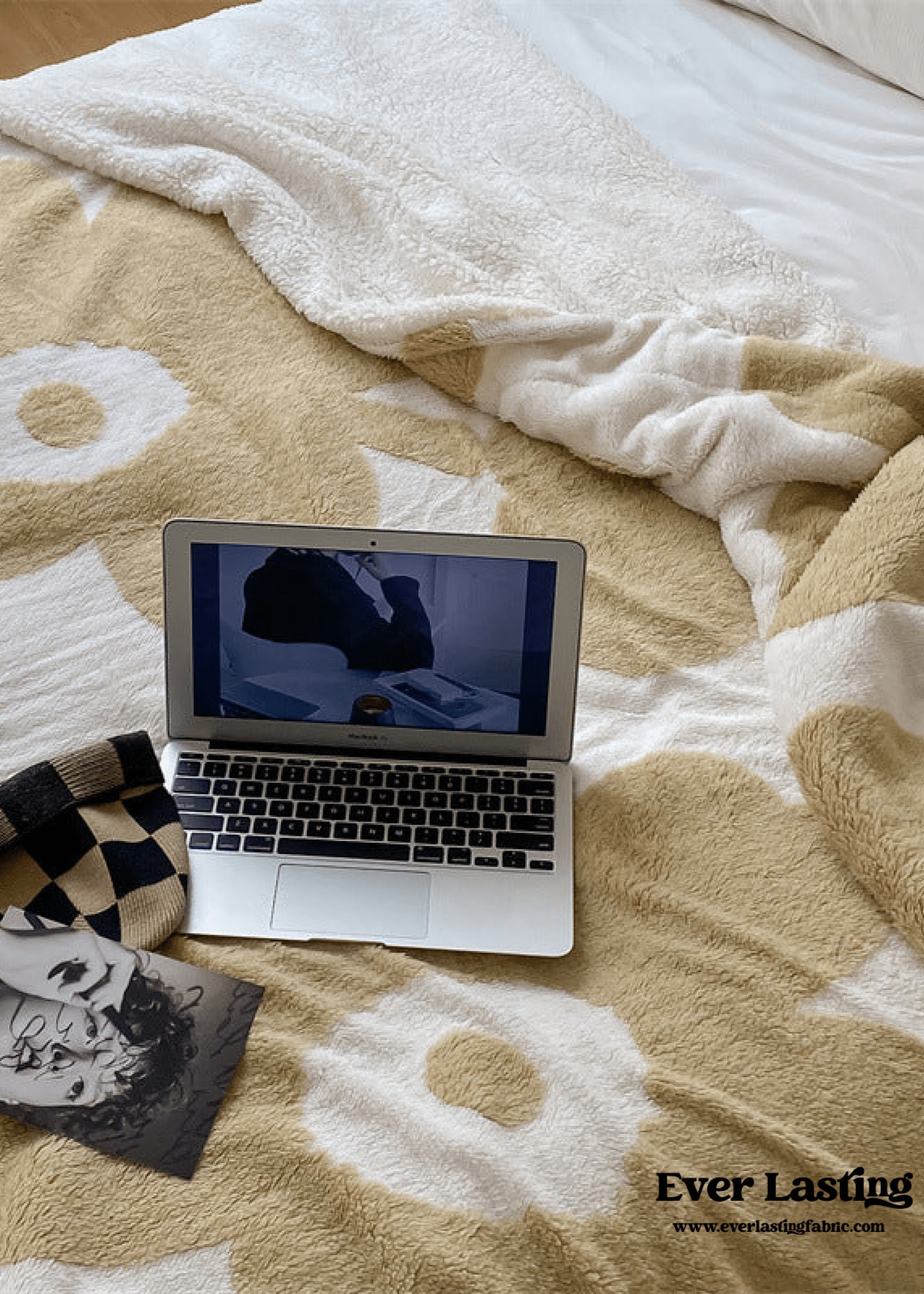 - Ever Lasting - Mixed Velvet Wool Jacquard Floral Blanket (6 Colors) - Blankets - Ever Lasting