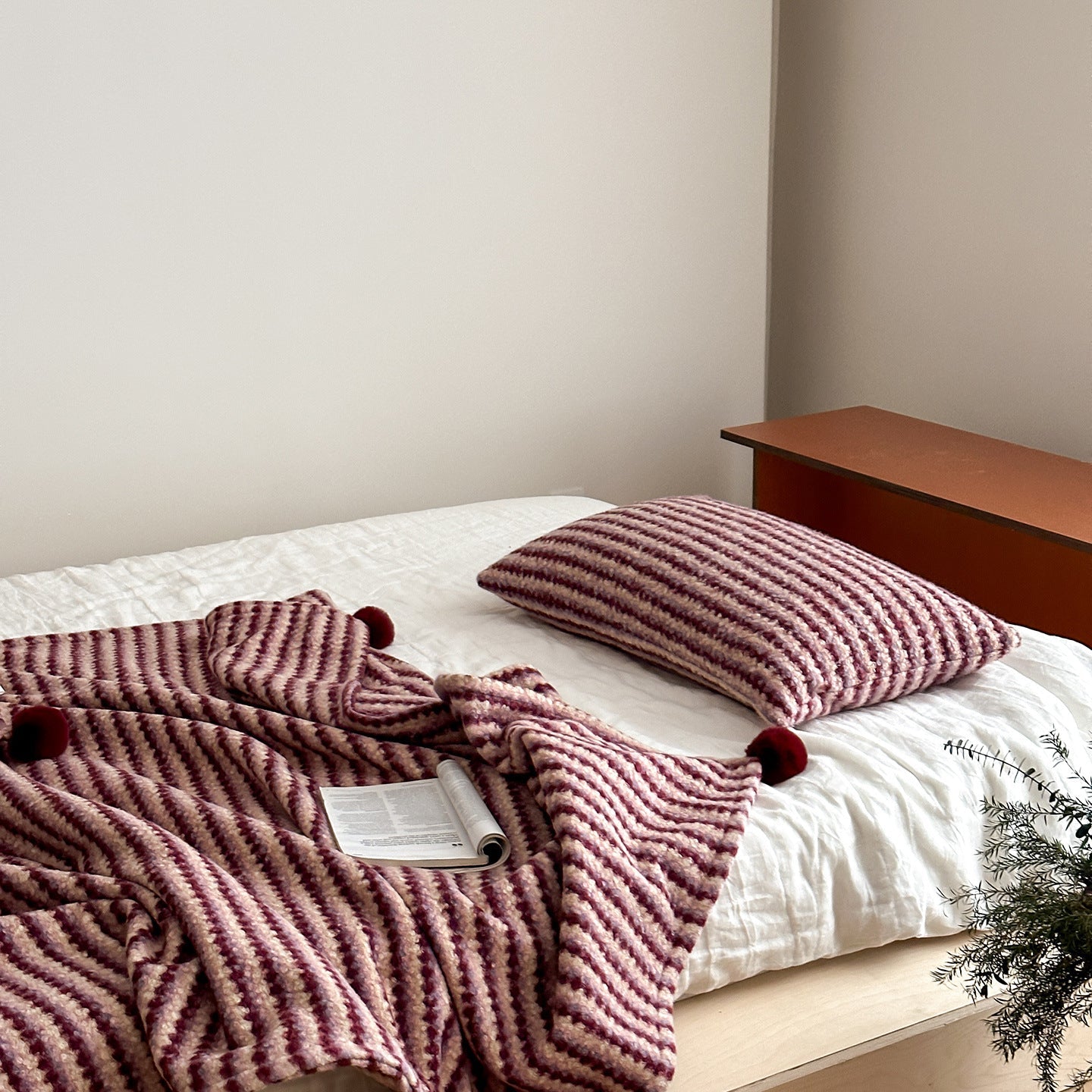 - Ever Lasting - Noelle Driftwood Stripe Velvet Throw / Green - Blanket - Ever Lasting