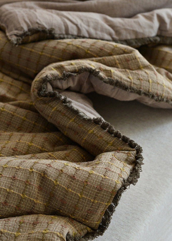 - Ever Lasting - Owen Retro Gingham Comforter Blanket / Brown - Blanket - Ever Lasting