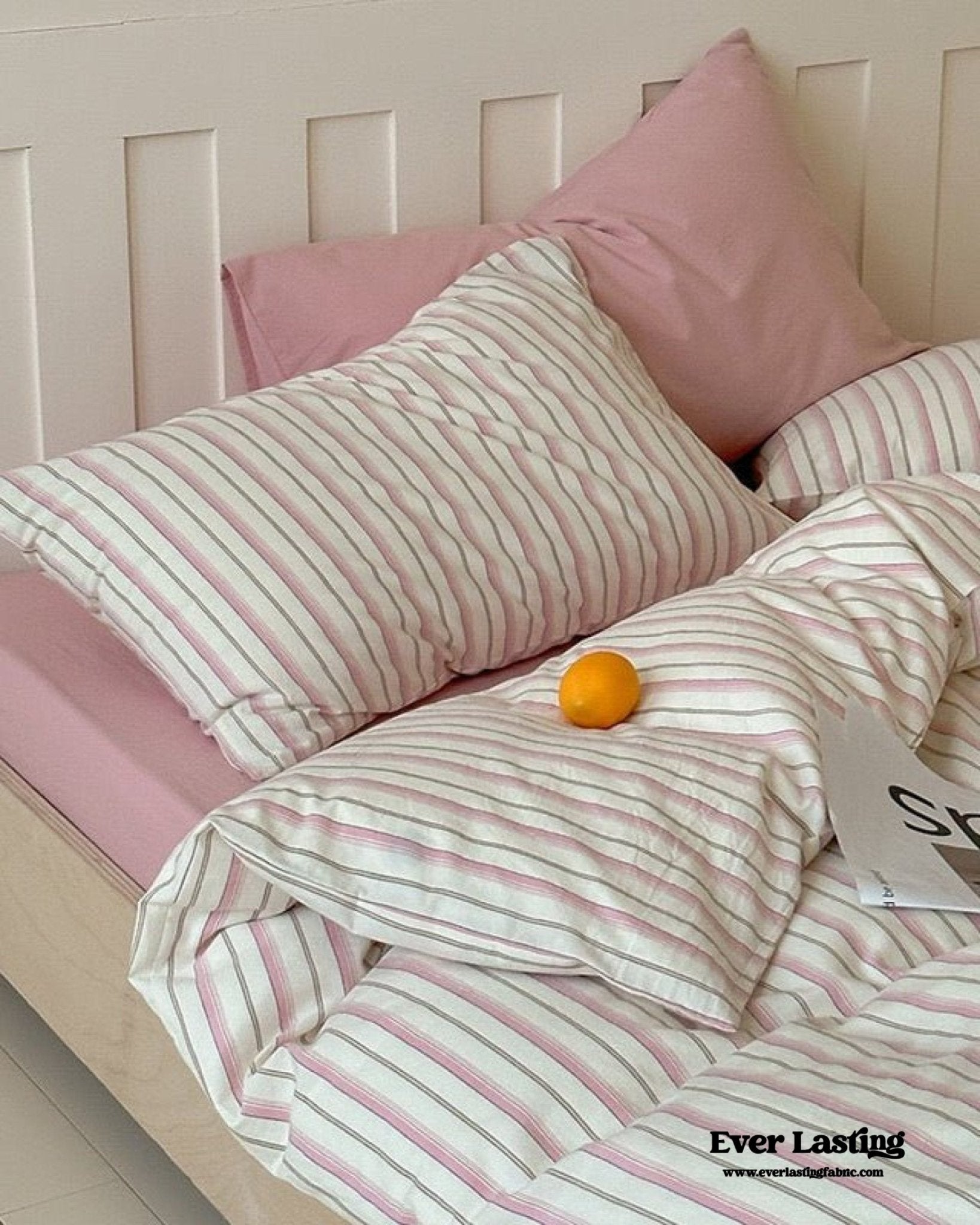 Parker Minimalist Striped Bedding Set / Pink - Ever Lasting