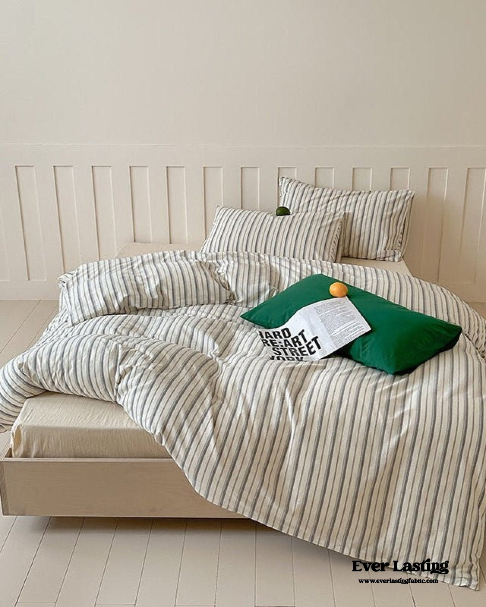 Parker Minimalist Striped Bedding Set / Pink - Ever Lasting