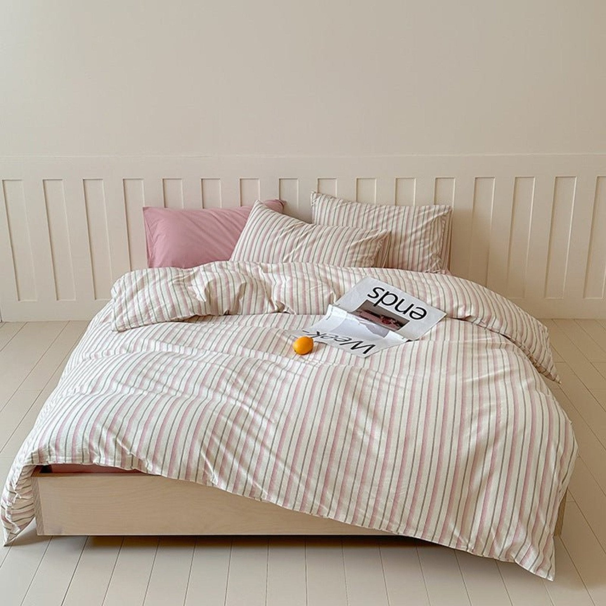 Parker Minimalist Striped Bedding Set / Pink - Ever Lasting