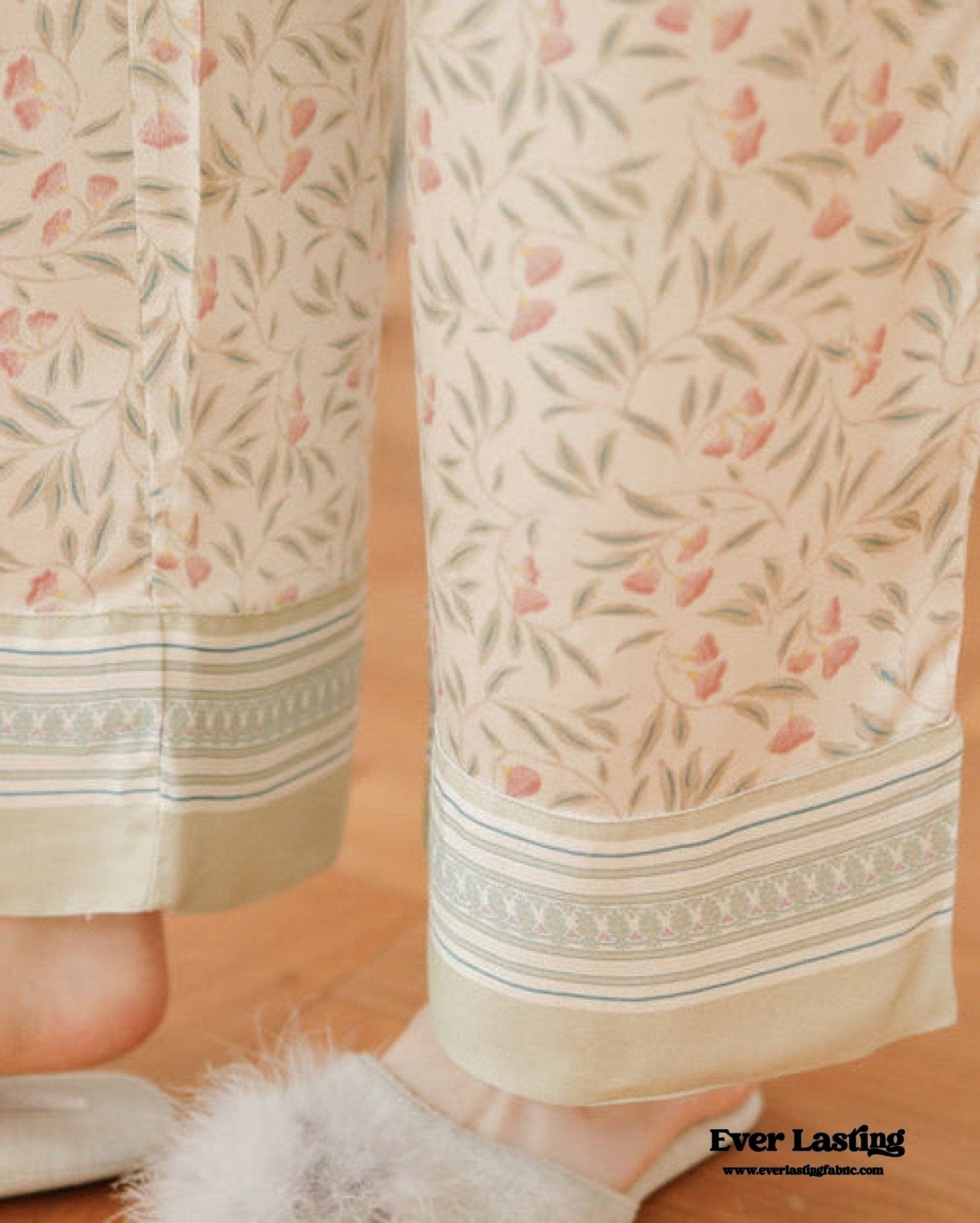 Pastoral Floral Short - Sleeve Long - Pants Pajama Set / Green - Ever Lasting