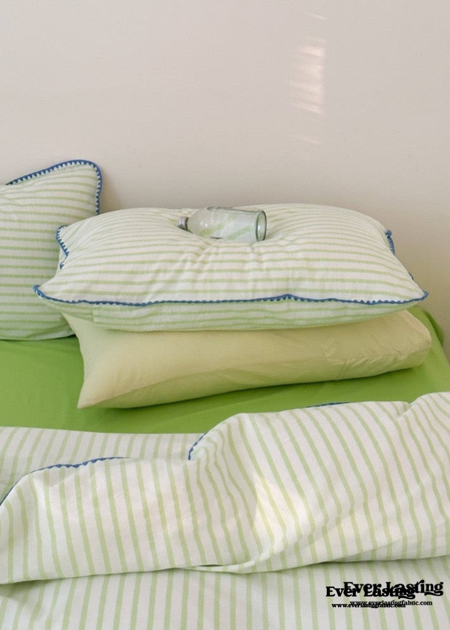 Pepper Candy Stripe Bedding Bundle - Ever Lasting
