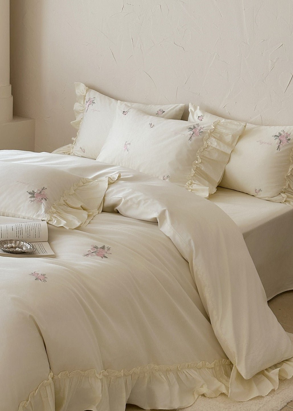 -Ever Lasting - Phoebe Embroidery Floral Bedding Set / Pink -Bedding Set -Ever Lasting
