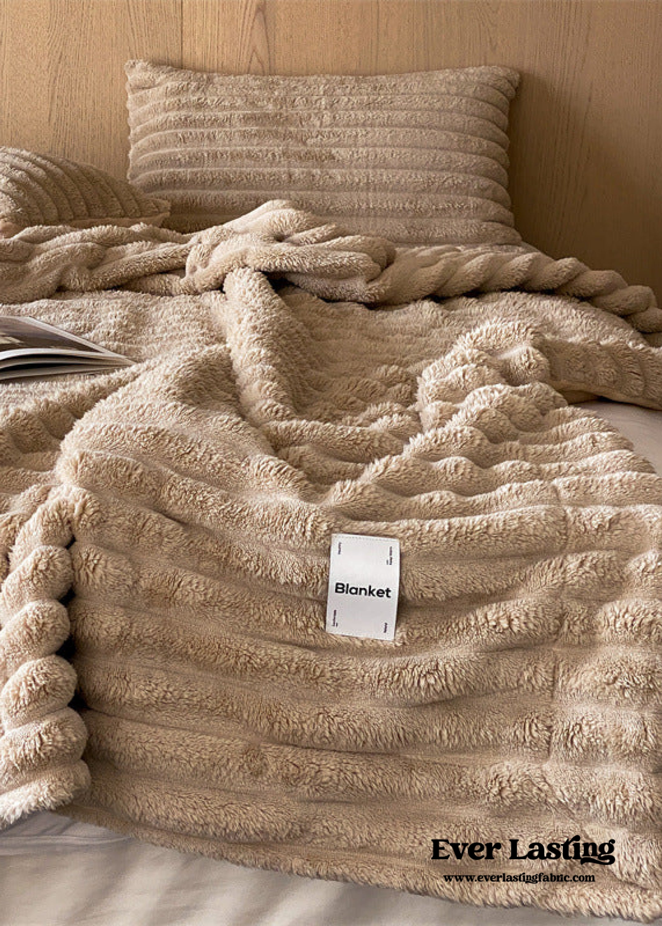 Plush Cozy Jacquard Blanket / Blue