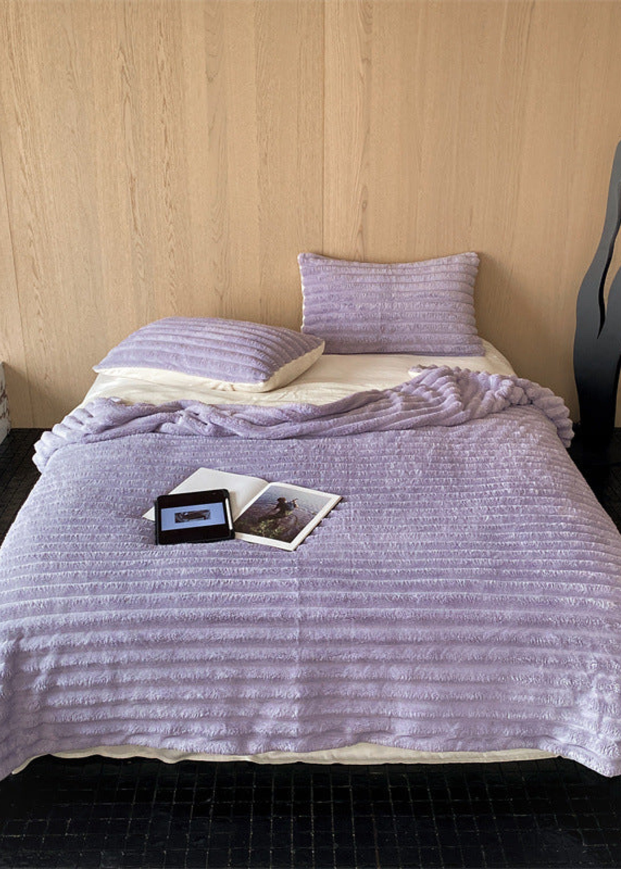 Plush Cozy Jacquard Blanket / Blue