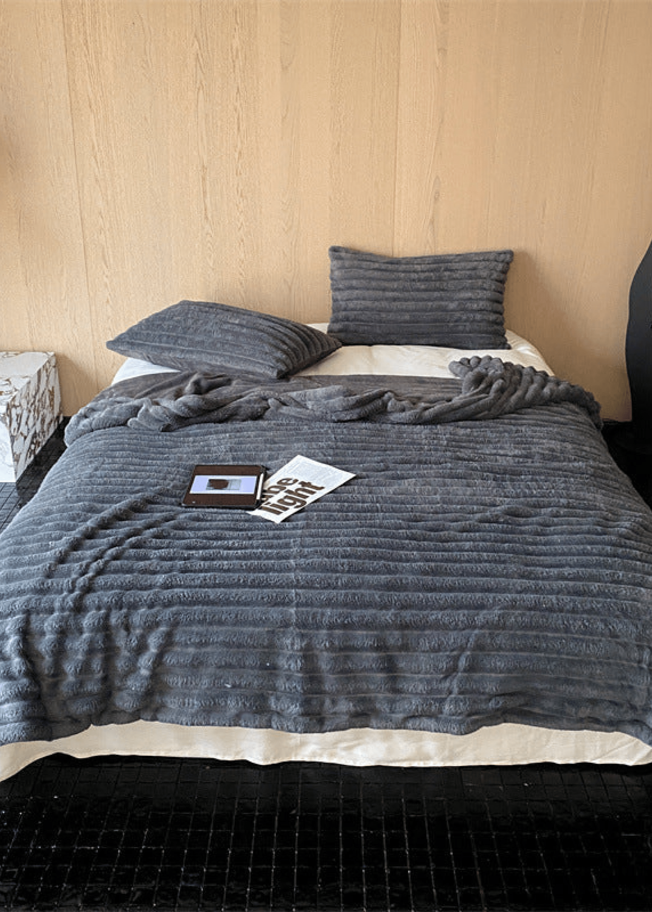 - Ever Lasting - Plush Cozy Jacquard Blanket / Cream White - Blankets - Ever Lasting