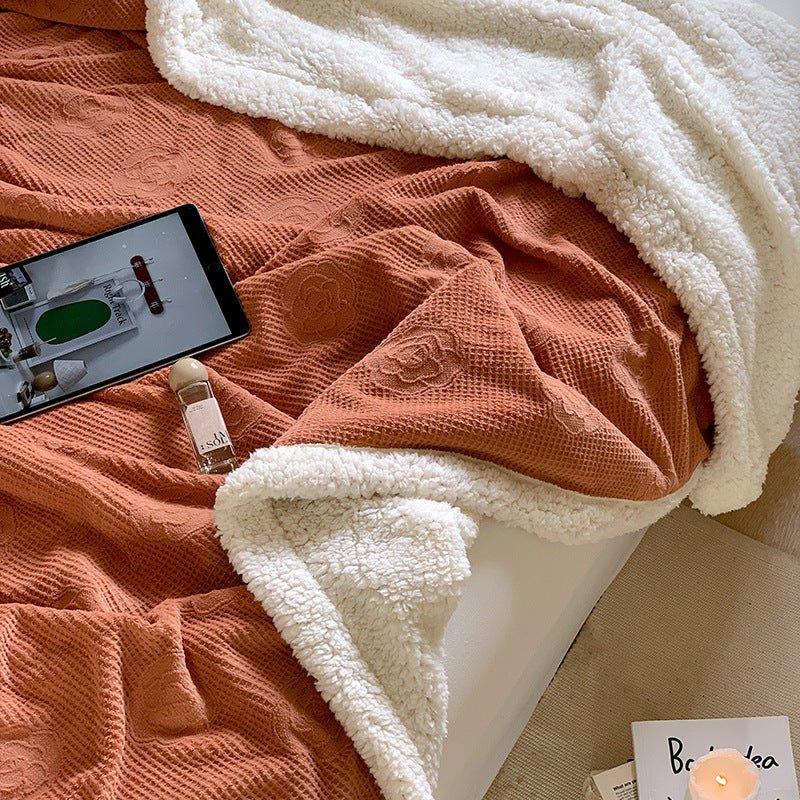 - Ever Lasting - Plush Fleece Floral Blanket / Off White - Blankets - Ever Lasting