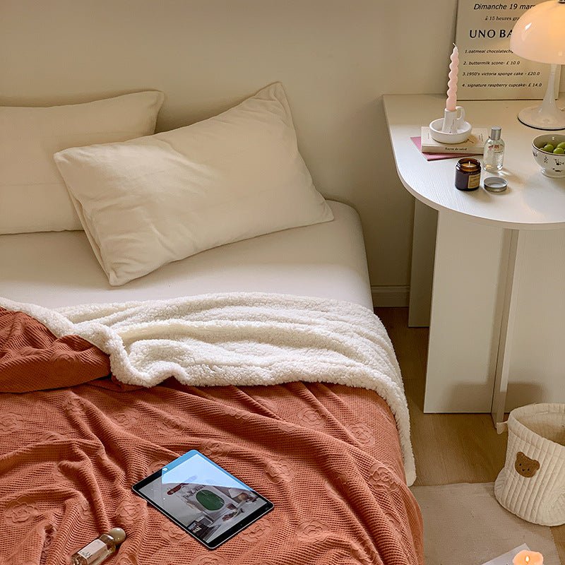 - Ever Lasting - Plush Fleece Floral Blanket / Off White - Blankets - Ever Lasting