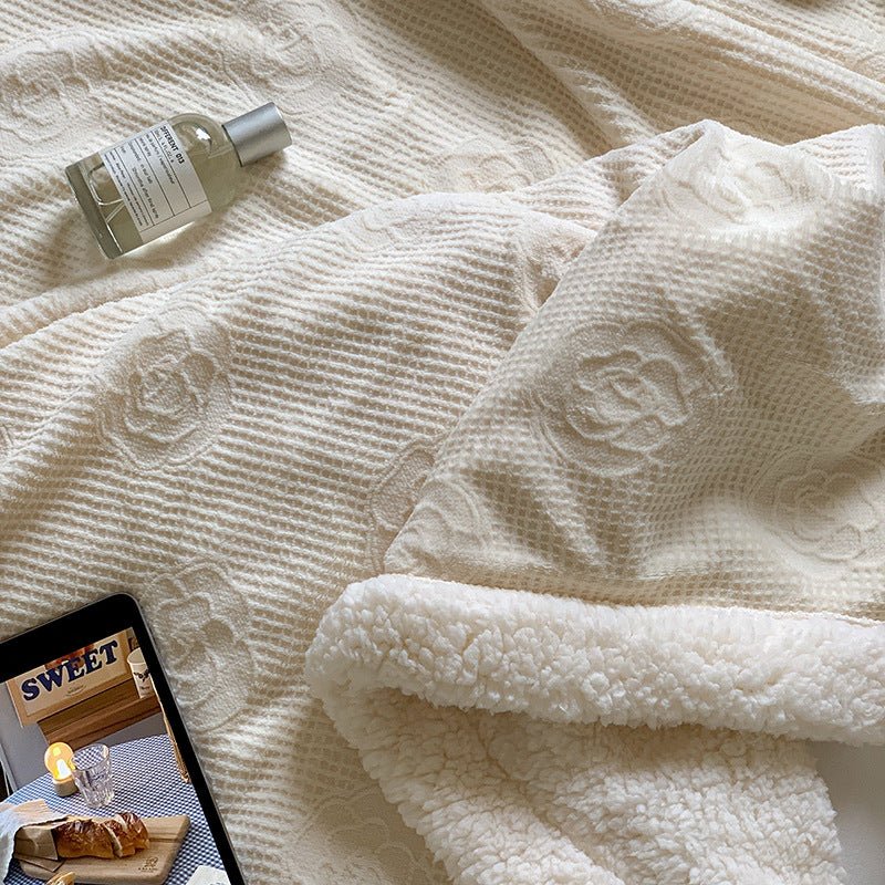 - Ever Lasting - Plush Fleece Floral Blanket / Off White - Blankets - Ever Lasting