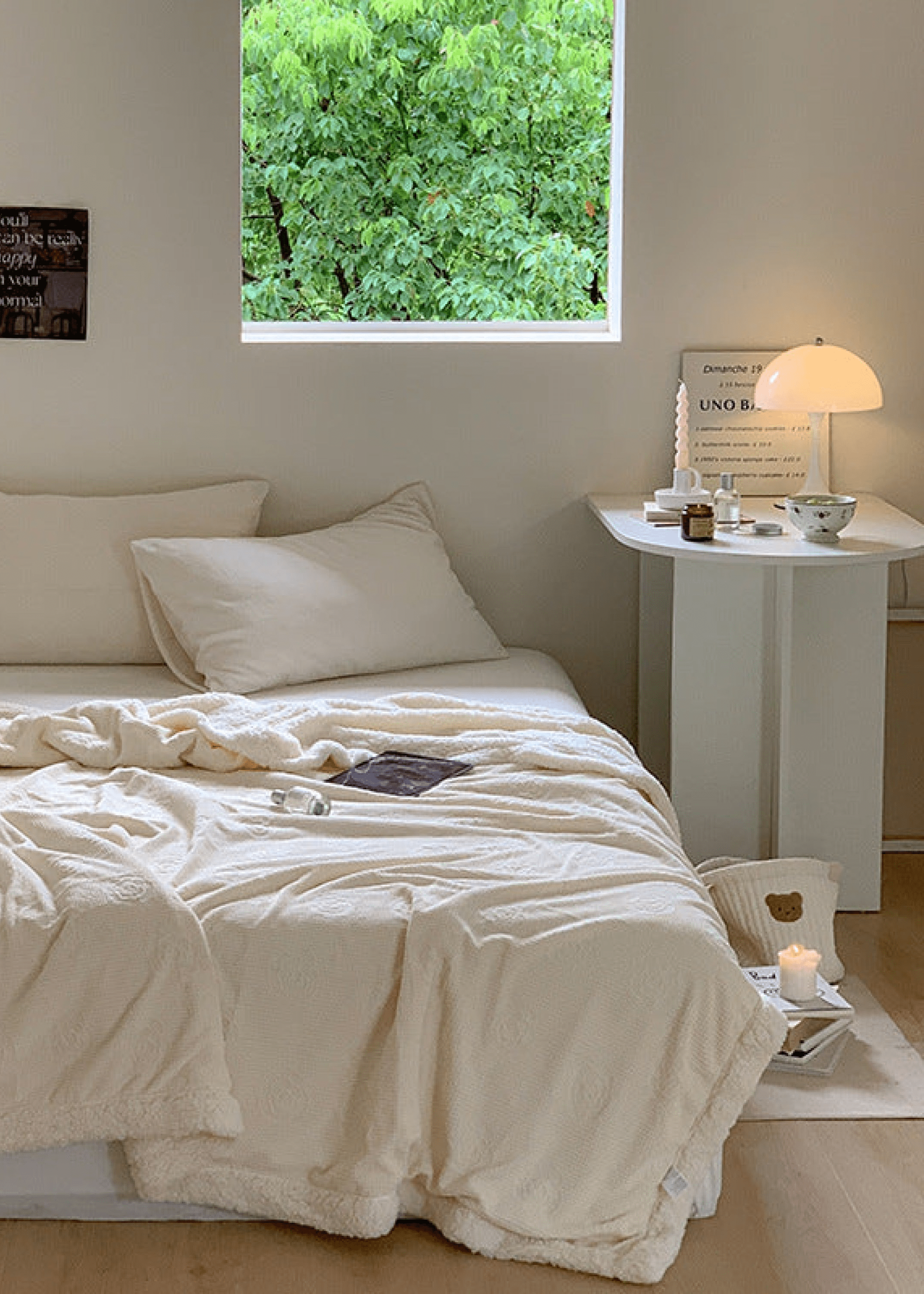 - Ever Lasting - Plush Fleece Floral Blanket / Off White - Blankets - Ever Lasting