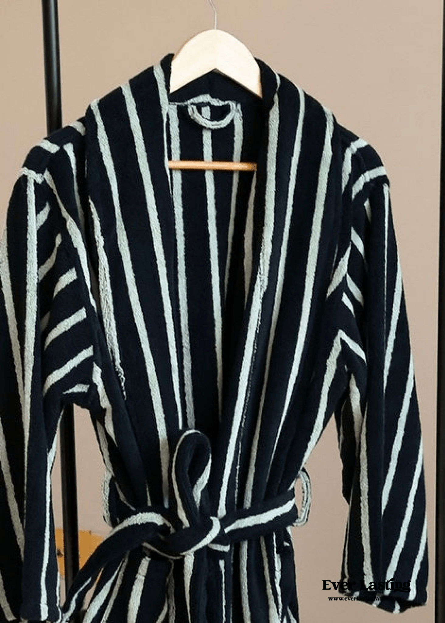 Retro Minimalist Striped Bathrobe Set / Green - Ever Lasting
