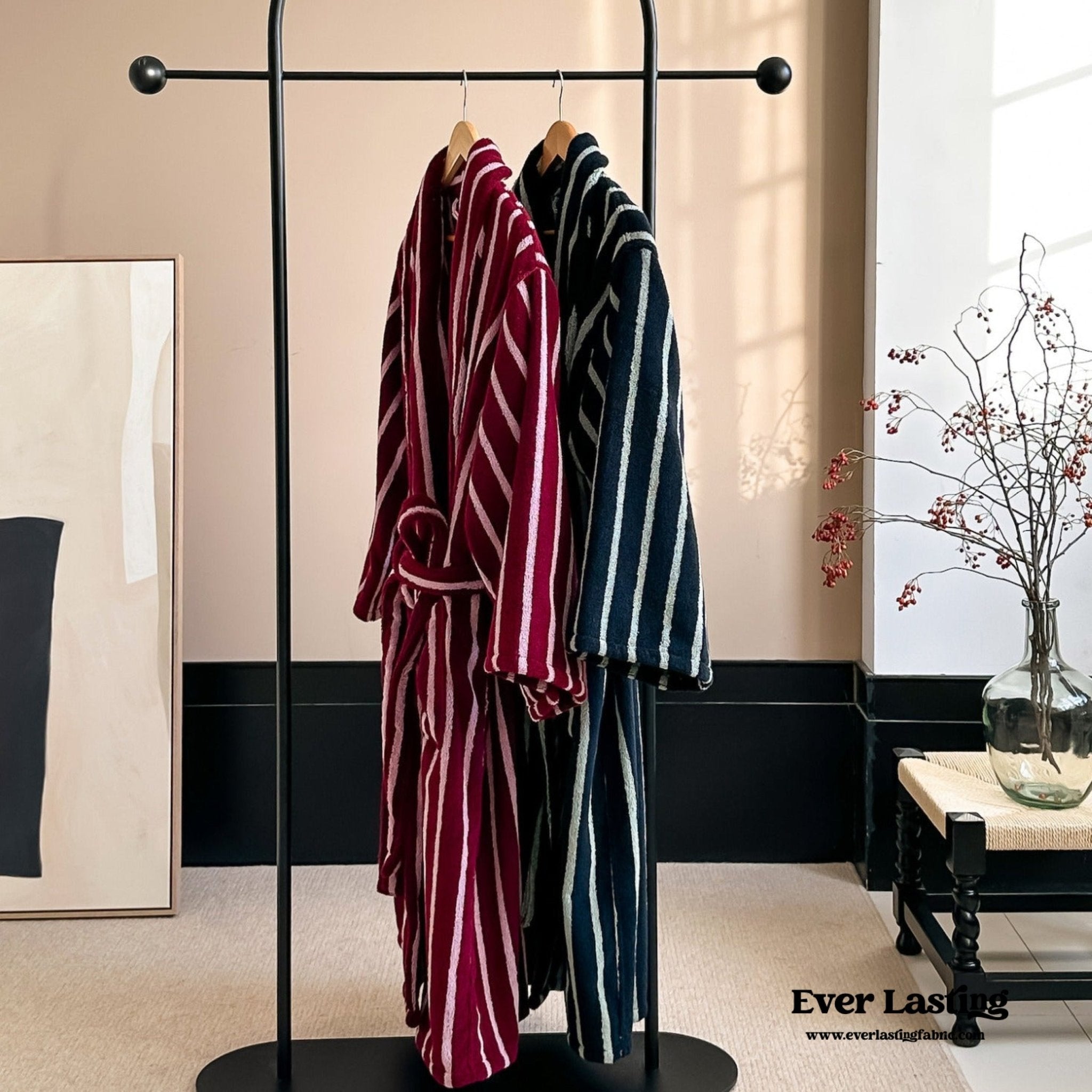 Retro Minimalist Striped Bathrobe Set / Red - Ever Lasting