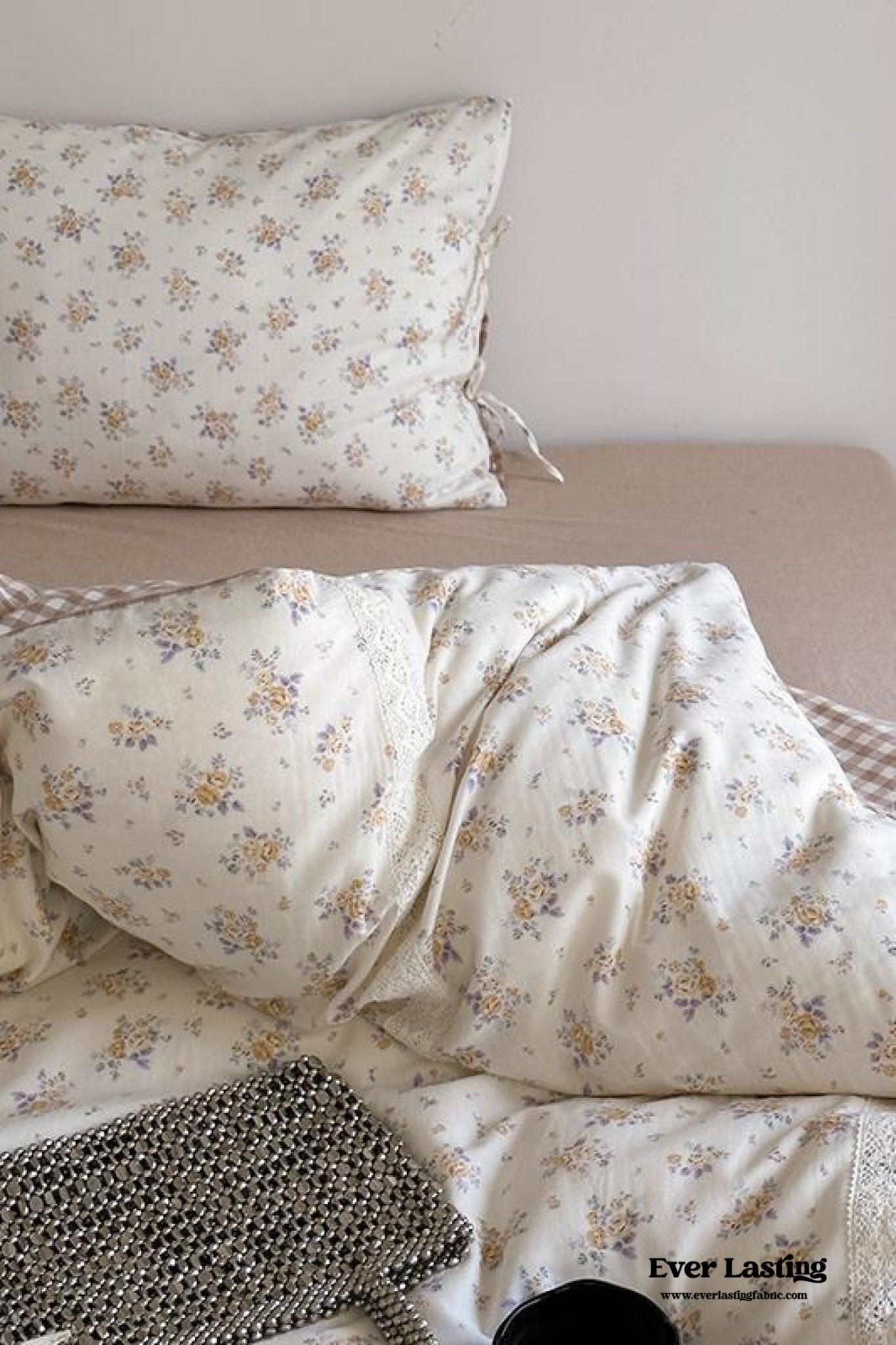 Rosalie Floral Lace Tie - Up Bedding Set / Khaki - Ever Lasting