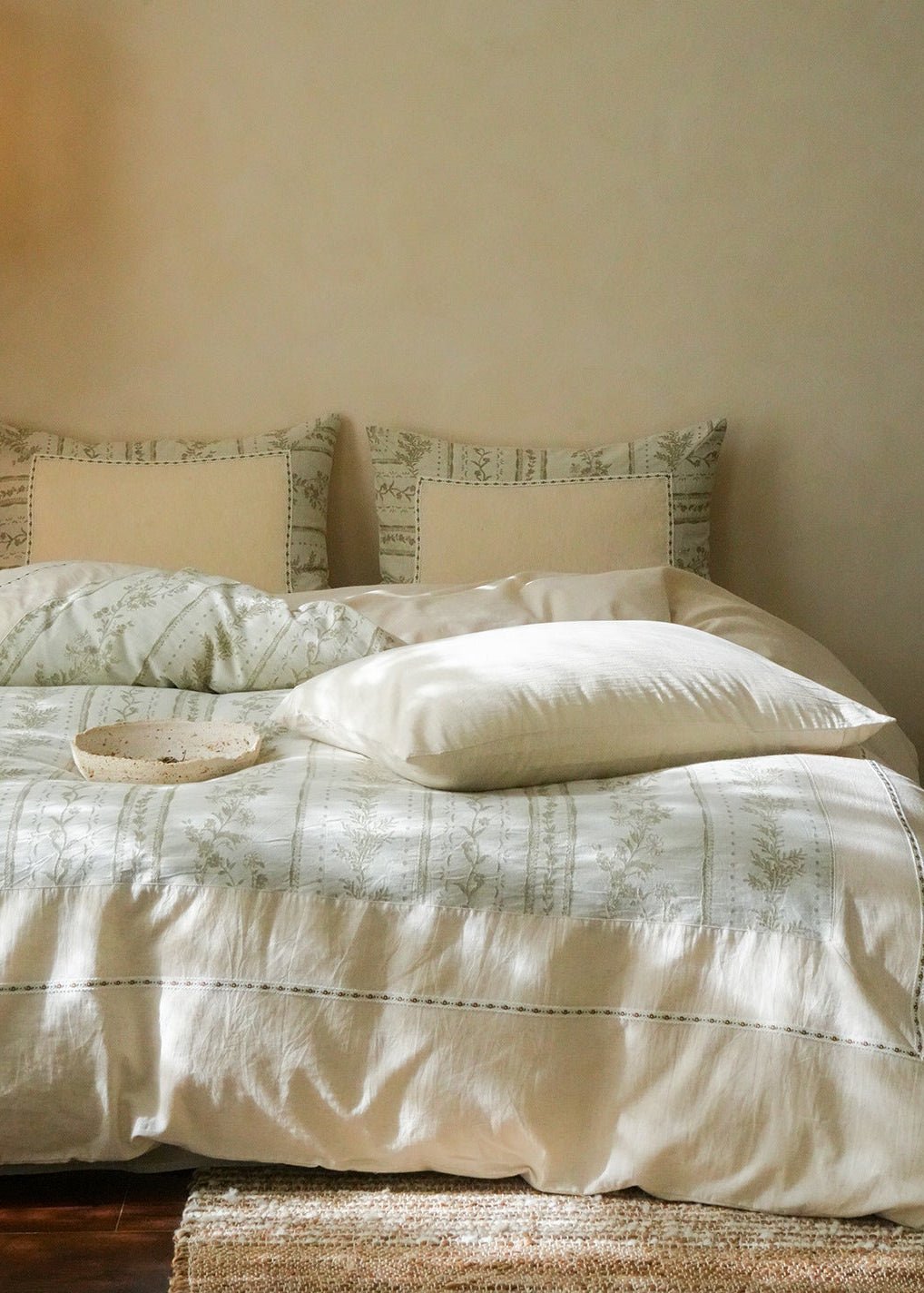 - Ever Lasting - Rosette Jacquard Floral Bedding Bundle - Bedding Bundle - Ever Lasting