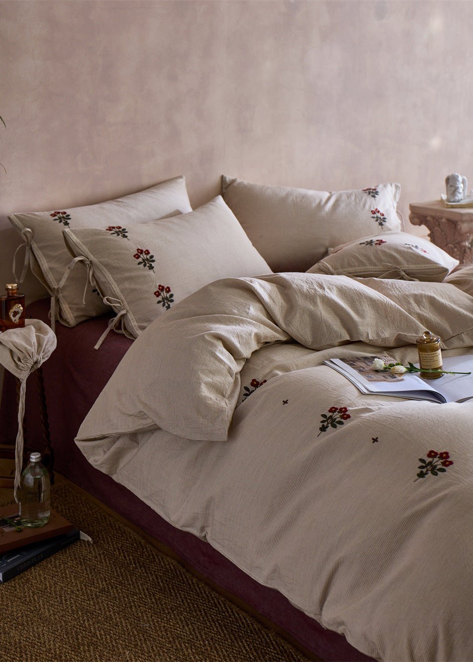 - Ever Lasting - Rowan Jacquard Striped Floral Bedding Bundle - Bedding Set - Ever Lasting