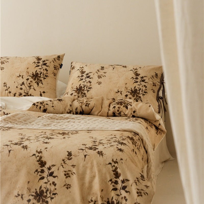 - Ever Lasting - Rowena Floral Bedding Set / Beige - Bedding Set - Ever Lasting