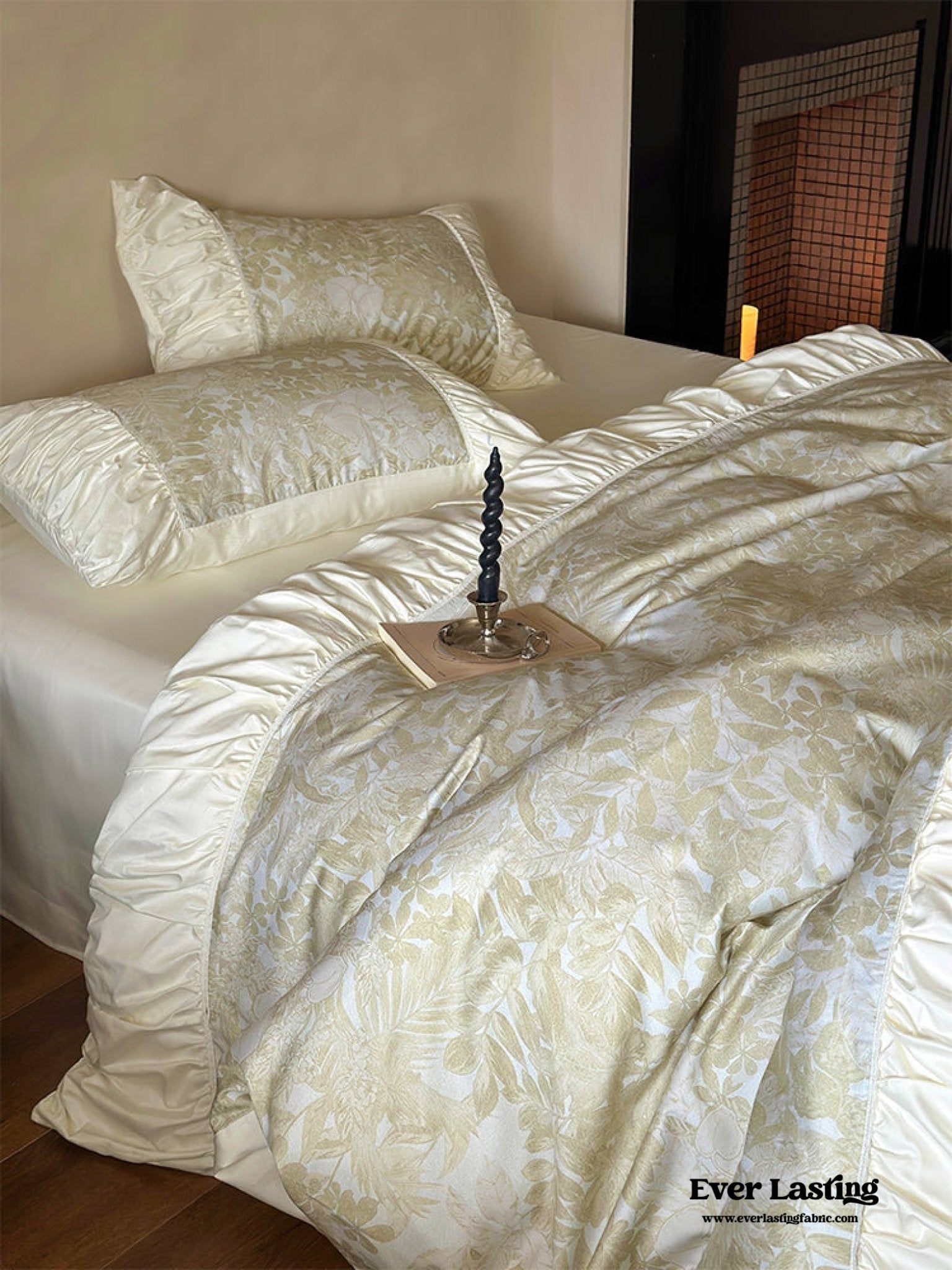 Royal Floral Ruffle Bedding Bundle - Ever Lasting