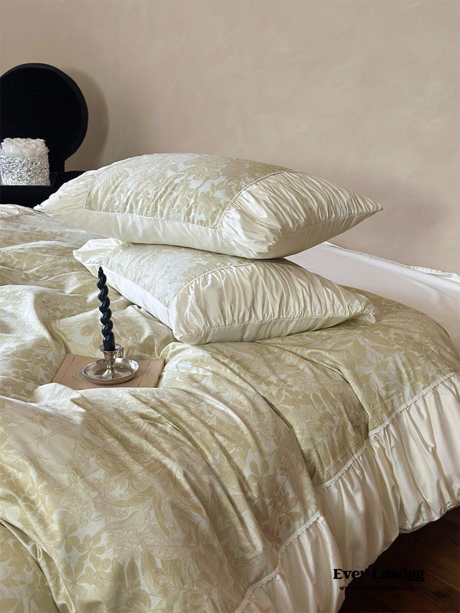 Royal Floral Ruffle Bedding Bundle - Ever Lasting