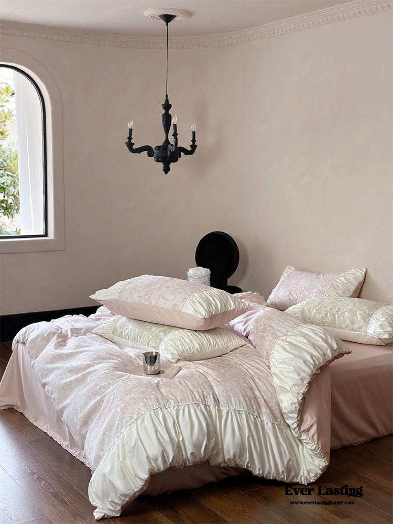 Royal Floral Ruffle Bedding Set / Pink - Ever Lasting