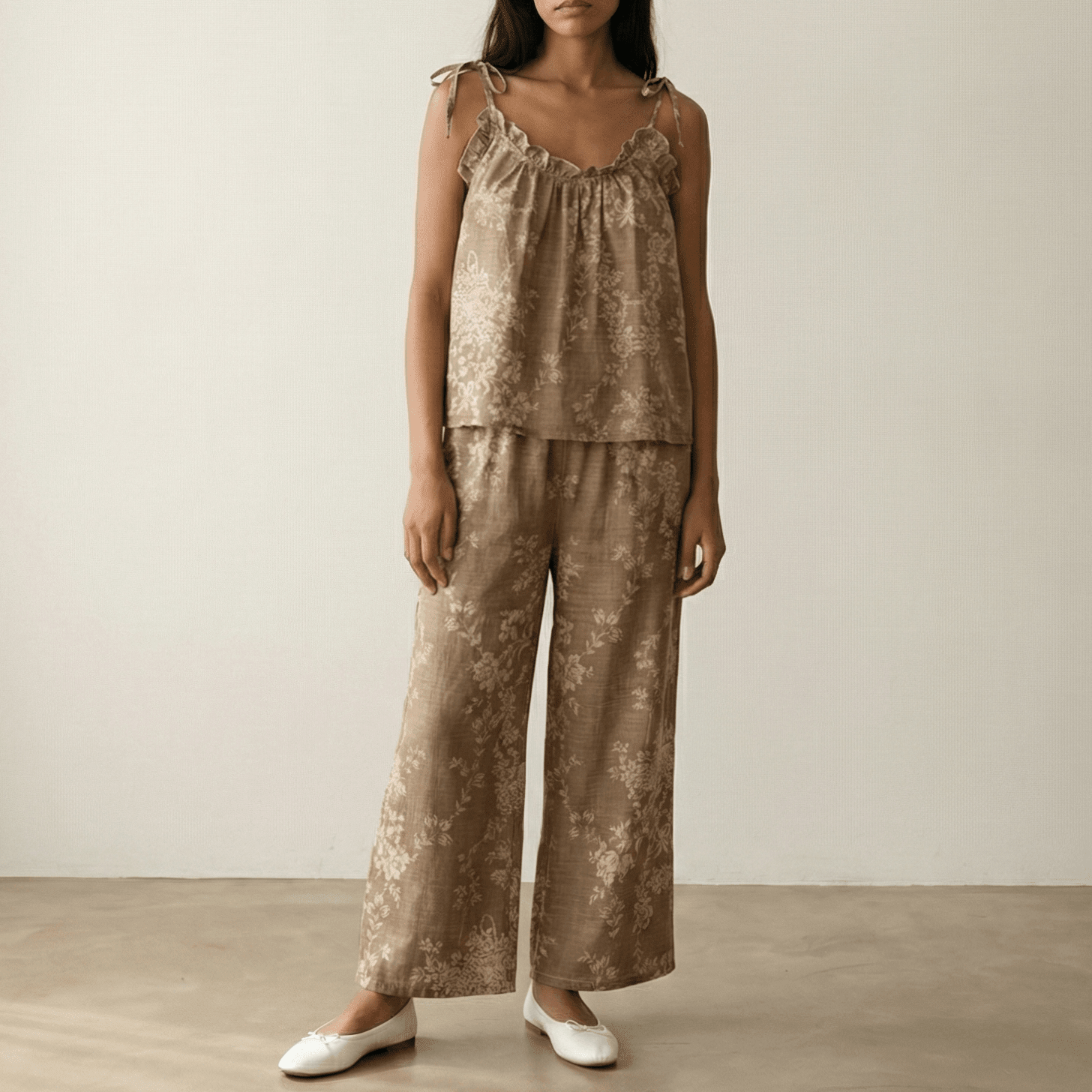 - Ever Lasting - Sabine Sleeveless & Long - Pant Floral Pajama Set / Beige - Pajamas - Ever Lasting