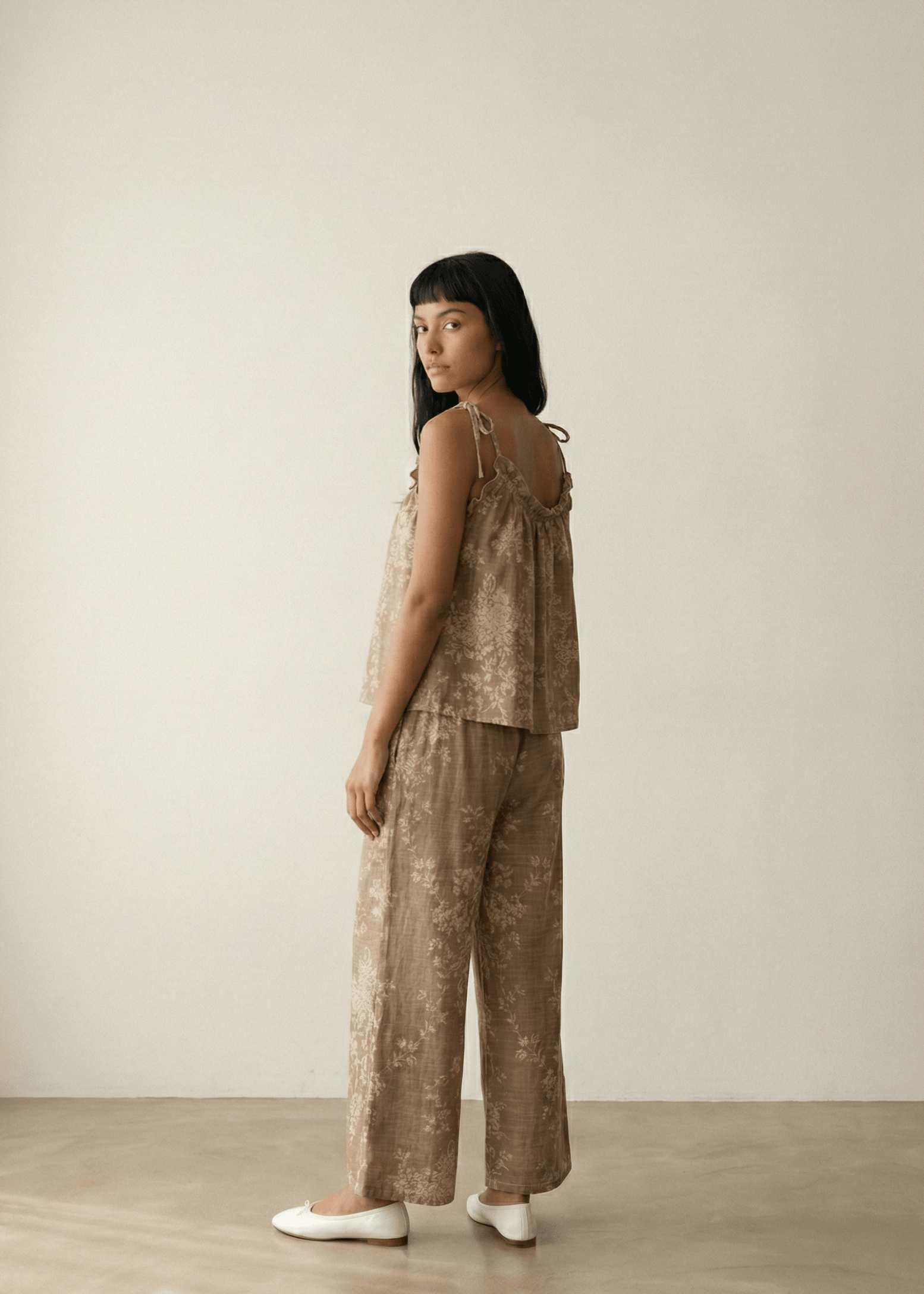 - Ever Lasting - Sabine Sleeveless & Long - Pant Floral Pajama Set / Blue - Pajamas - Ever Lasting