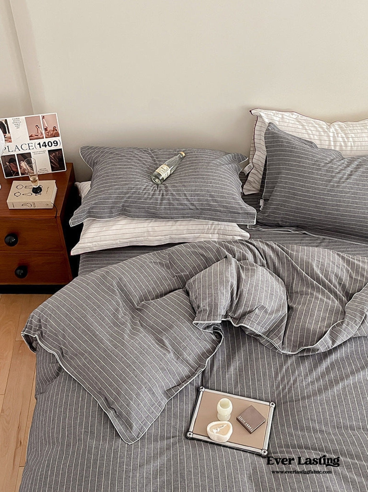 Scandinavian Overlock Striped Bedding Set / Gray - Ever Lasting