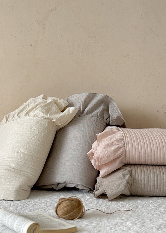 - Ever Lasting - Seraphina Floral Ruffle Bedding Set / Brown - Bedding Set - Ever Lasting